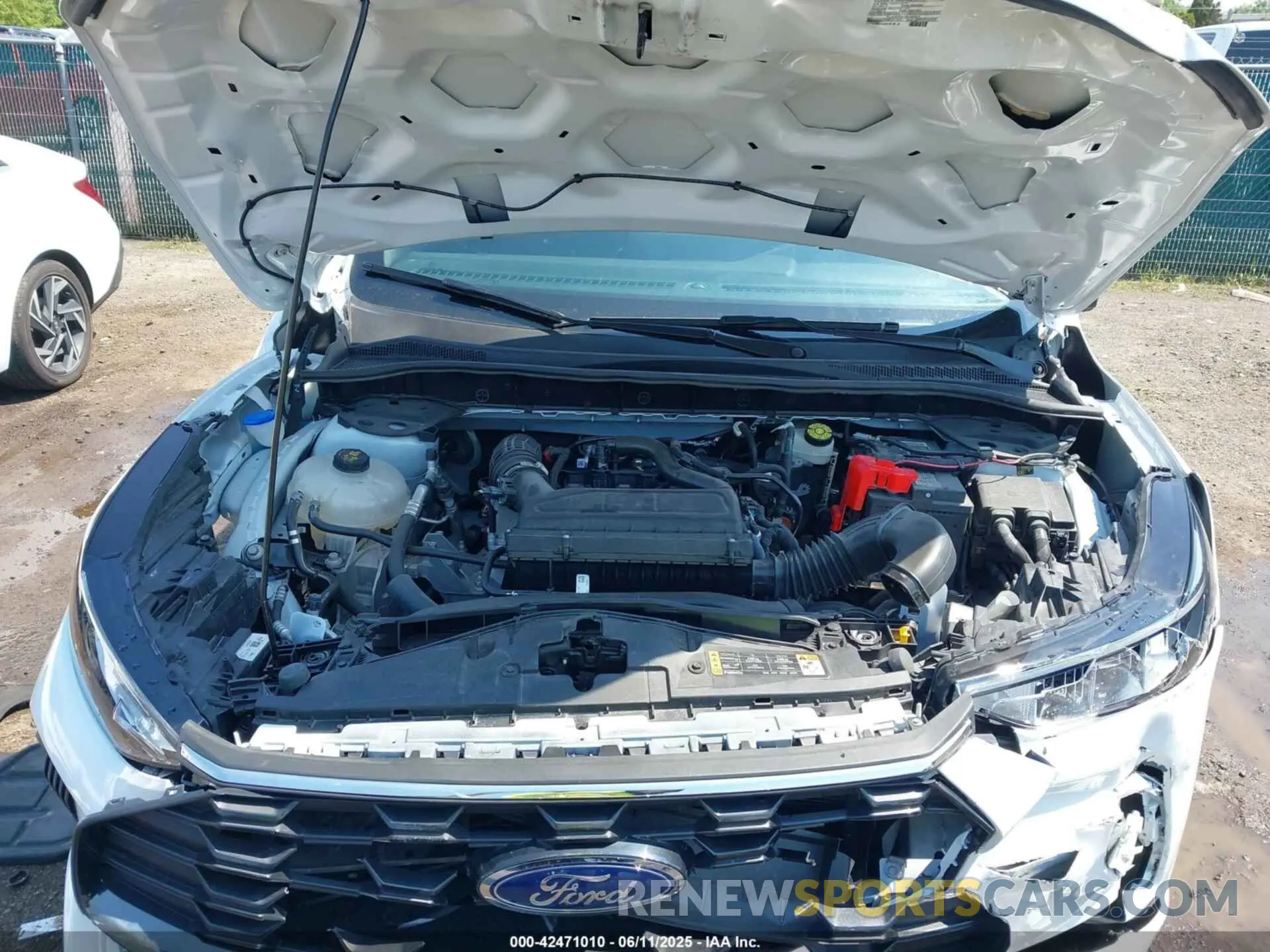10 Photograph of a damaged car 1FMCU9MN6PUA53781 FORD ESCAPE 2023