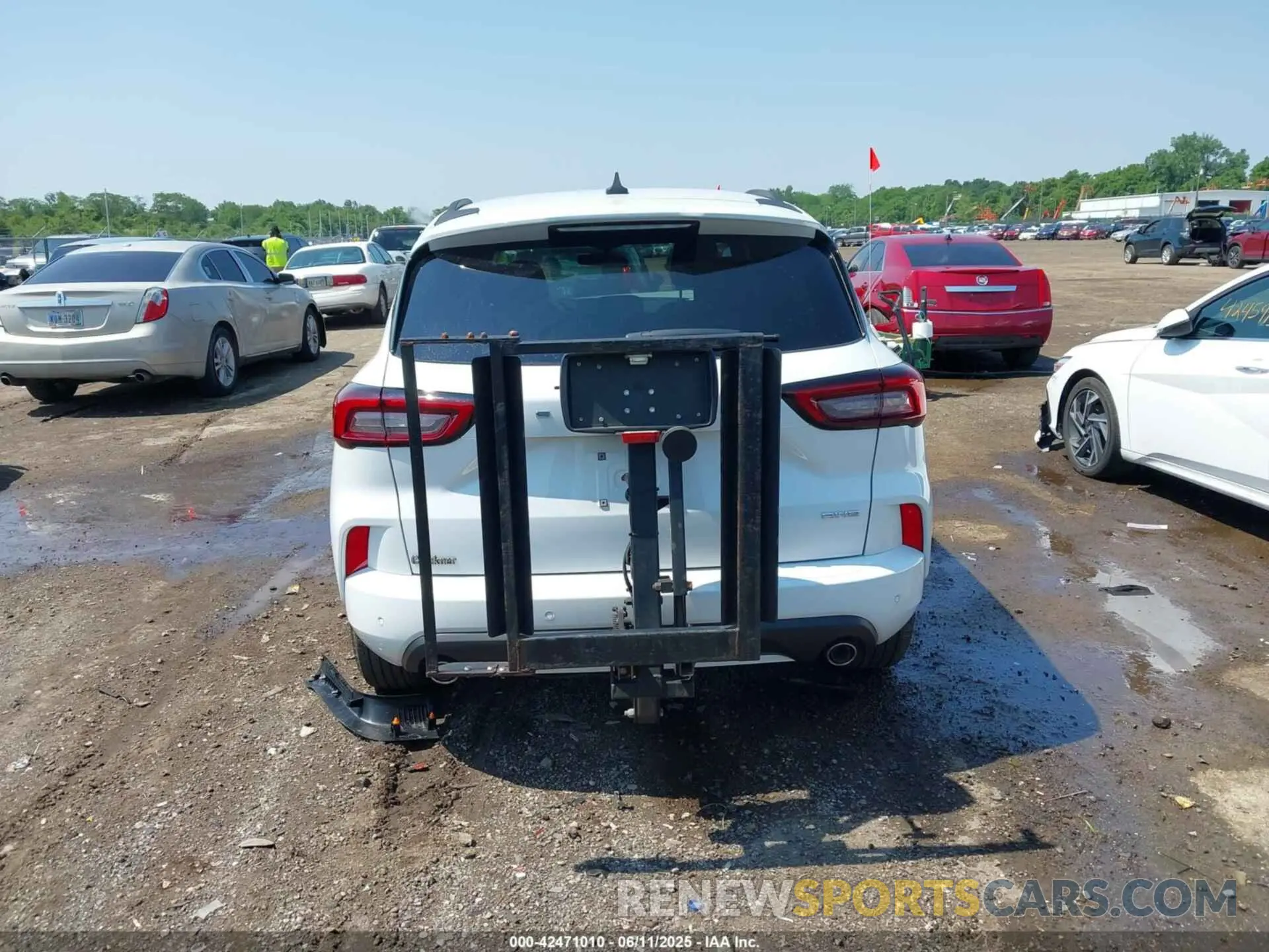 16 Photograph of a damaged car 1FMCU9MN6PUA53781 FORD ESCAPE 2023