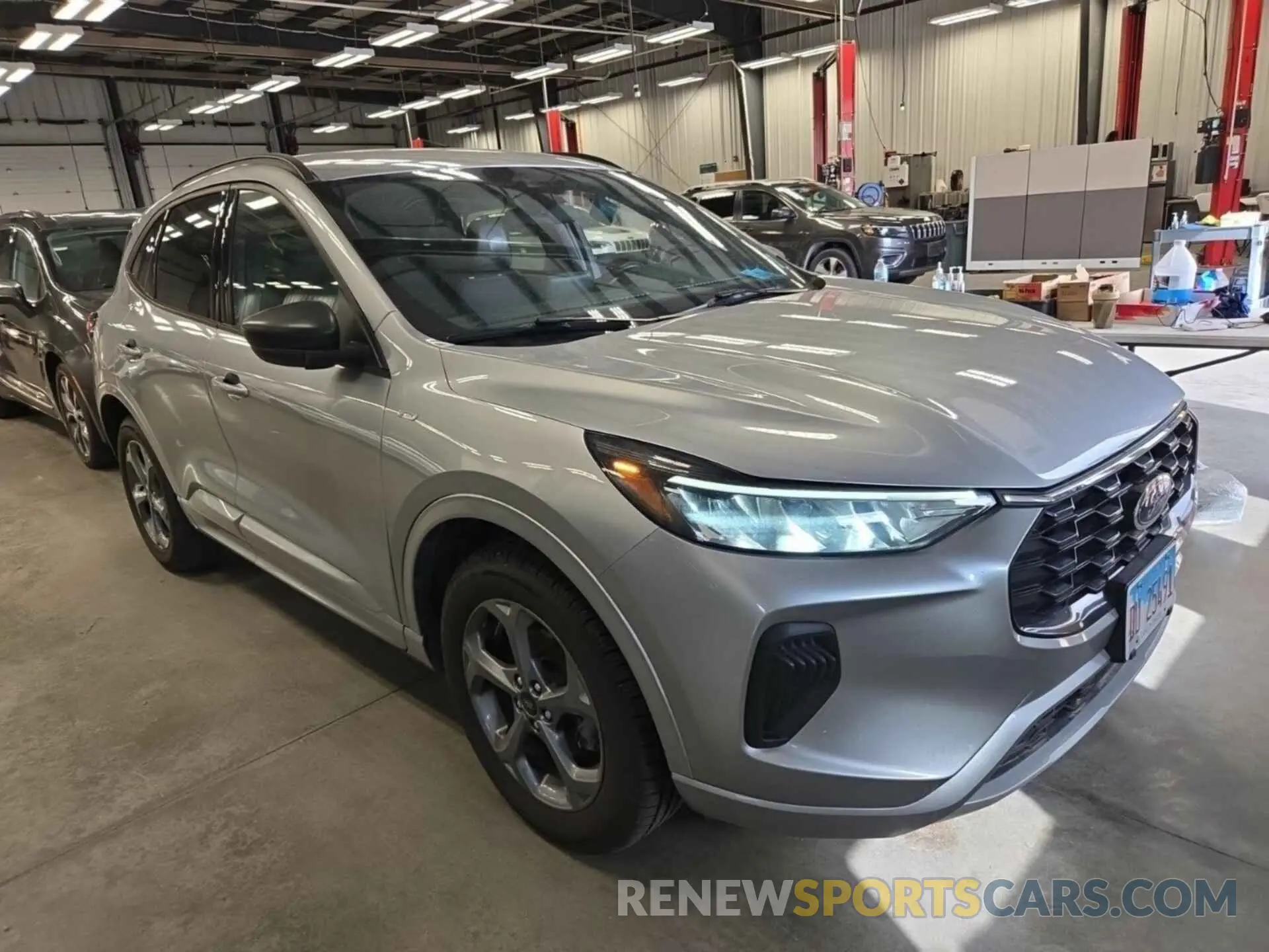 24 Photograph of a damaged car 1FMCU9MN8PUA32446 FORD ESCAPE 2023