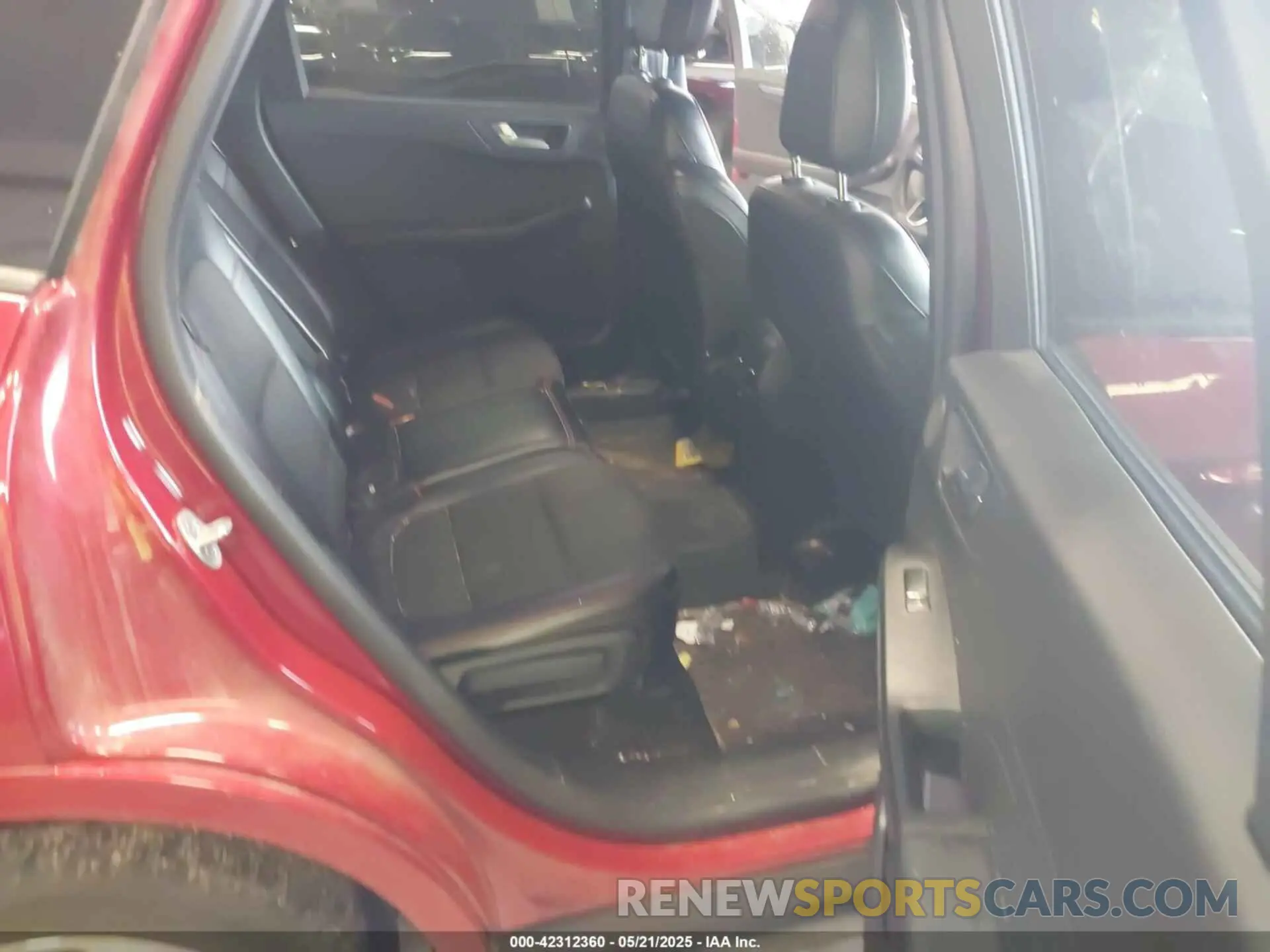 8 Photograph of a damaged car 1FMCU9NA6PUA05371 FORD ESCAPE 2023