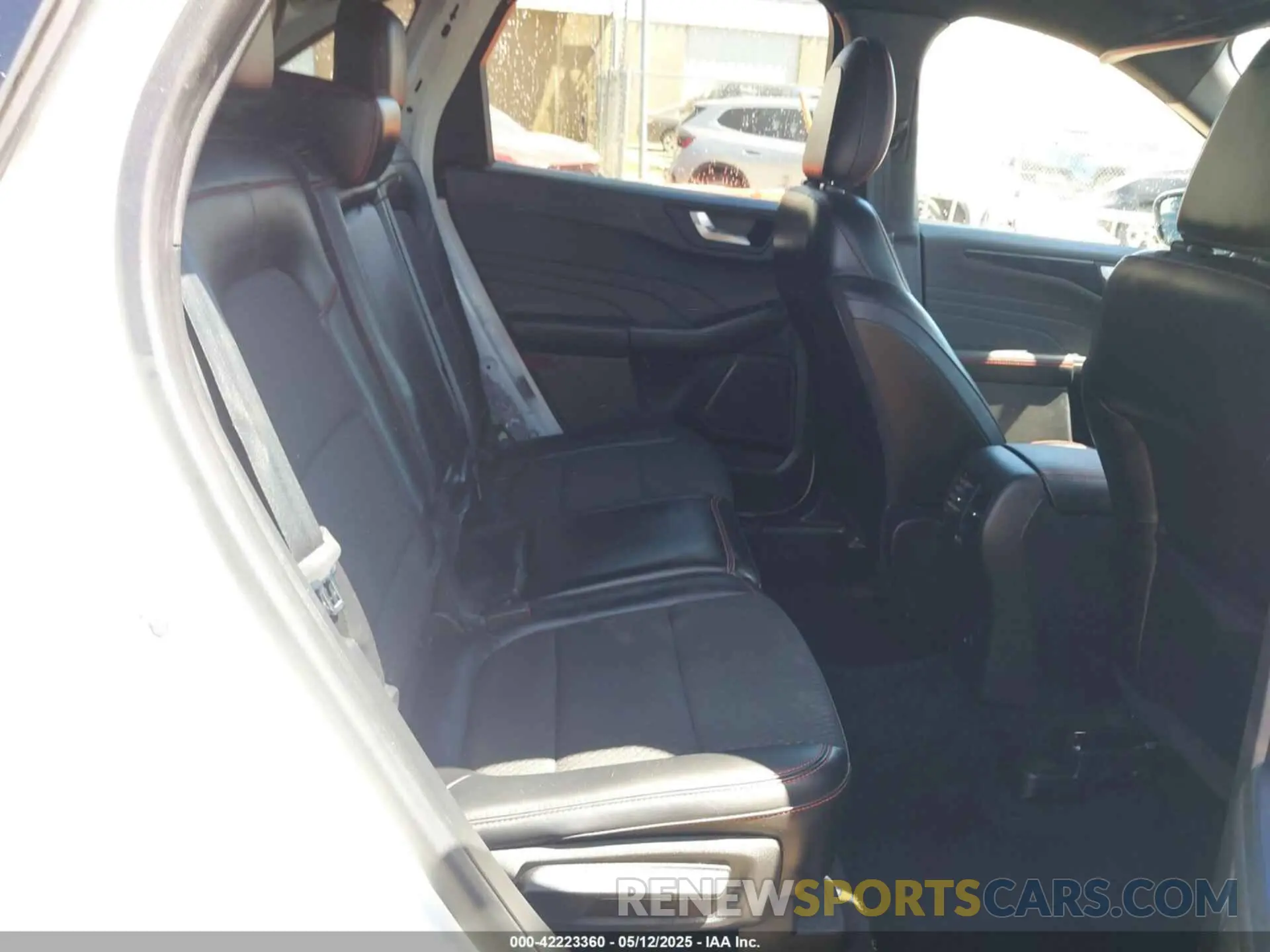 8 Photograph of a damaged car 1FMCU9NA9PUA02318 FORD ESCAPE 2023