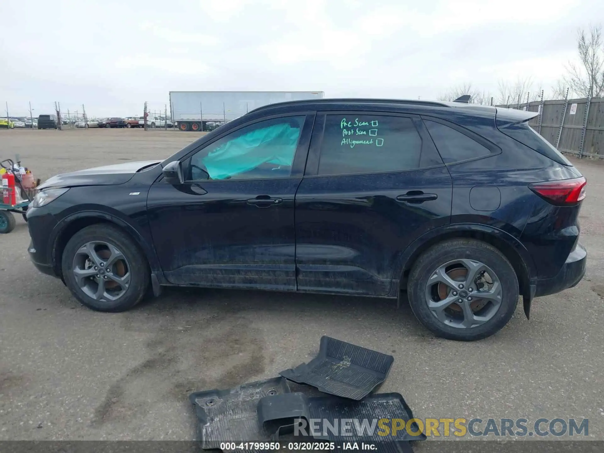 14 Photograph of a damaged car 1FMCU9NZ3PUA99506 FORD ESCAPE 2023