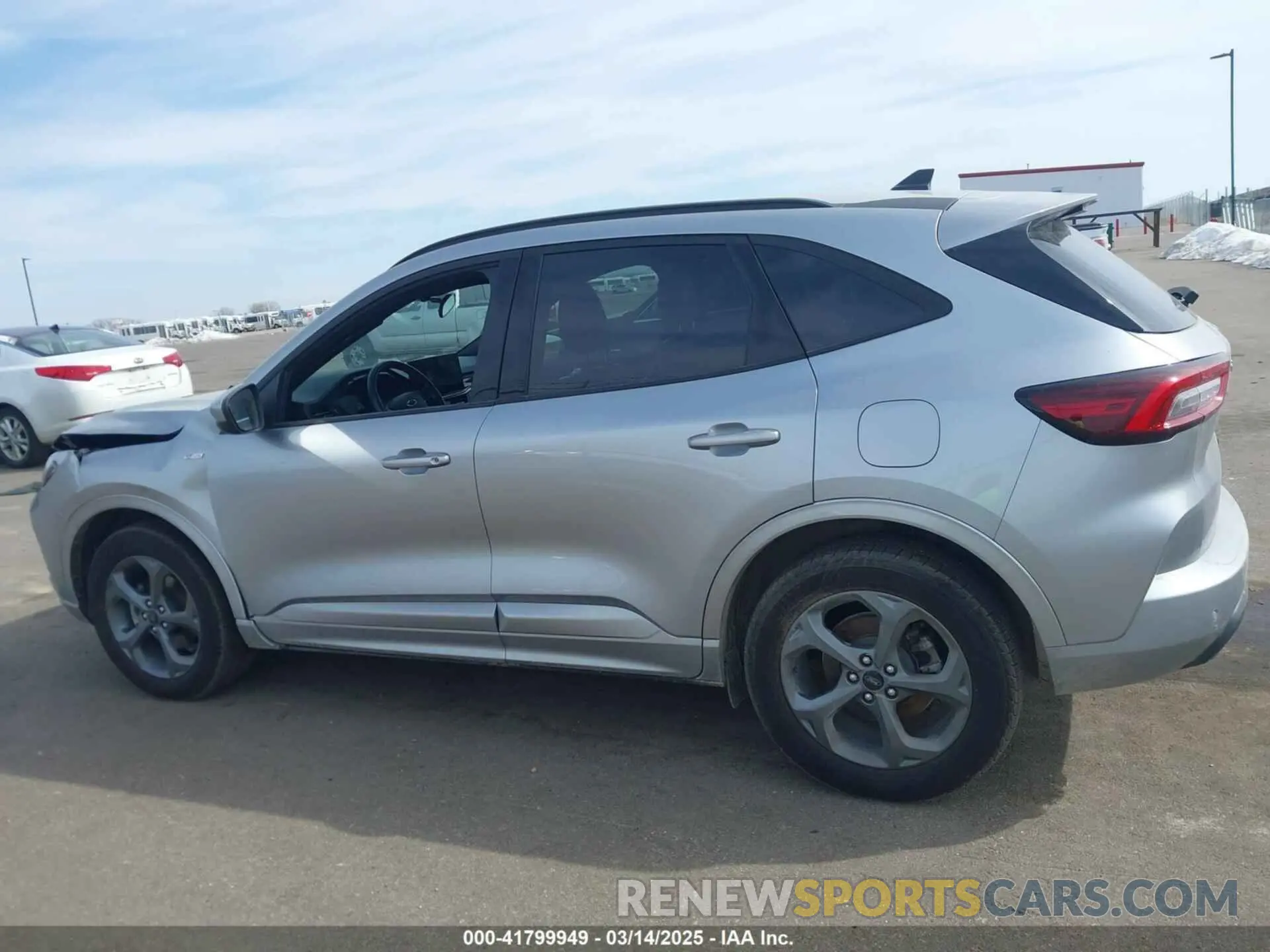14 Photograph of a damaged car 1FMCU9NZ8PUA35882 FORD ESCAPE 2023