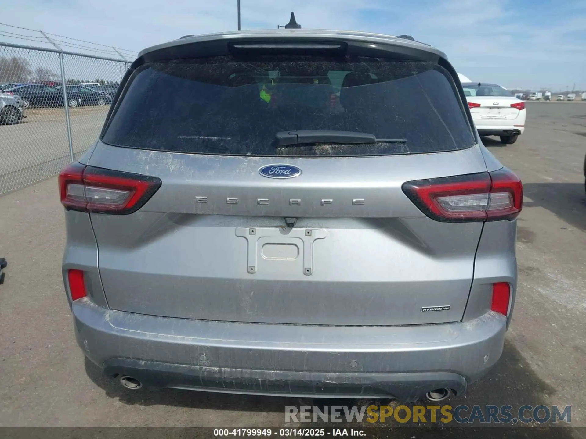 16 Photograph of a damaged car 1FMCU9NZ8PUA35882 FORD ESCAPE 2023