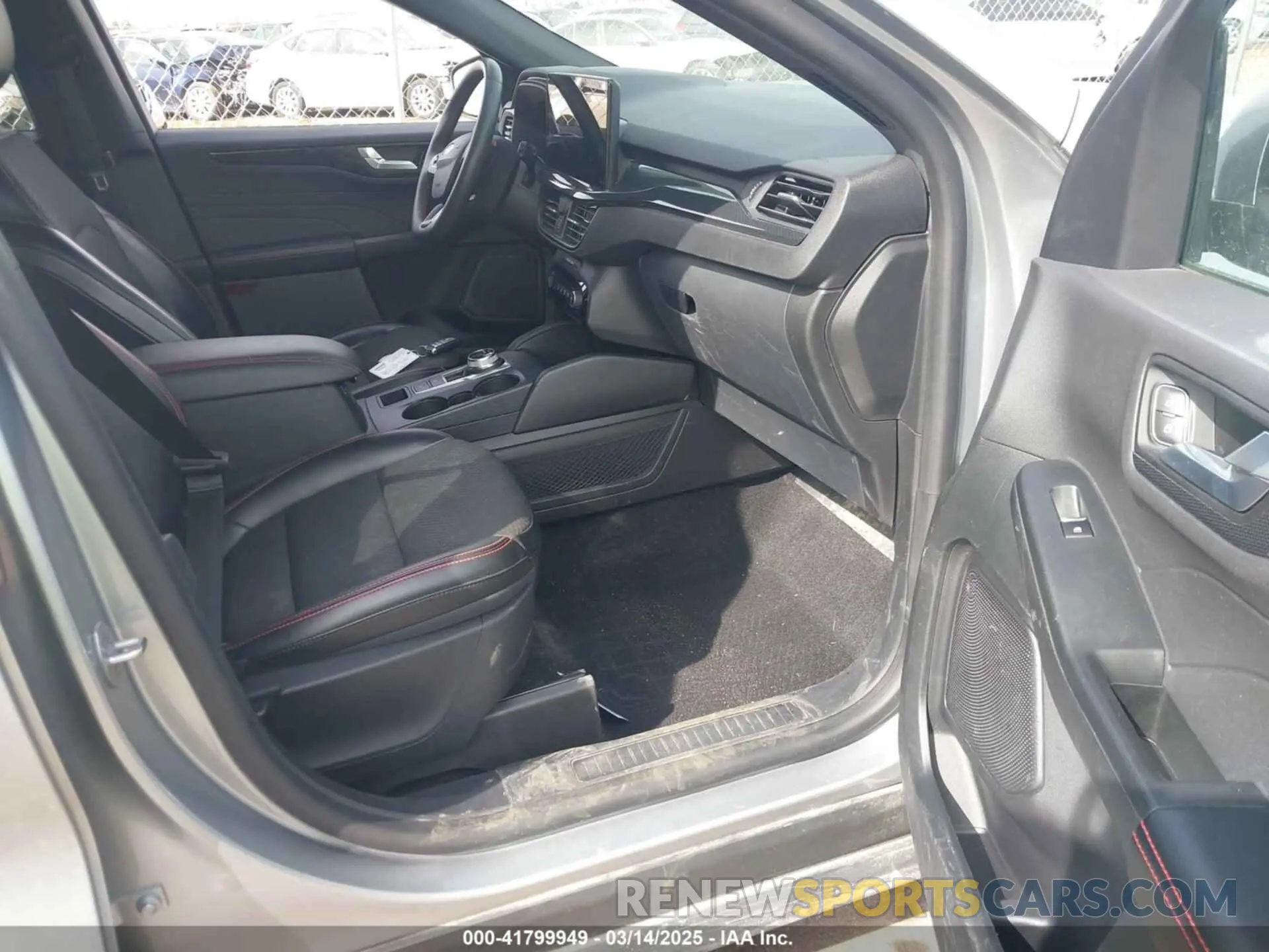 5 Photograph of a damaged car 1FMCU9NZ8PUA35882 FORD ESCAPE 2023