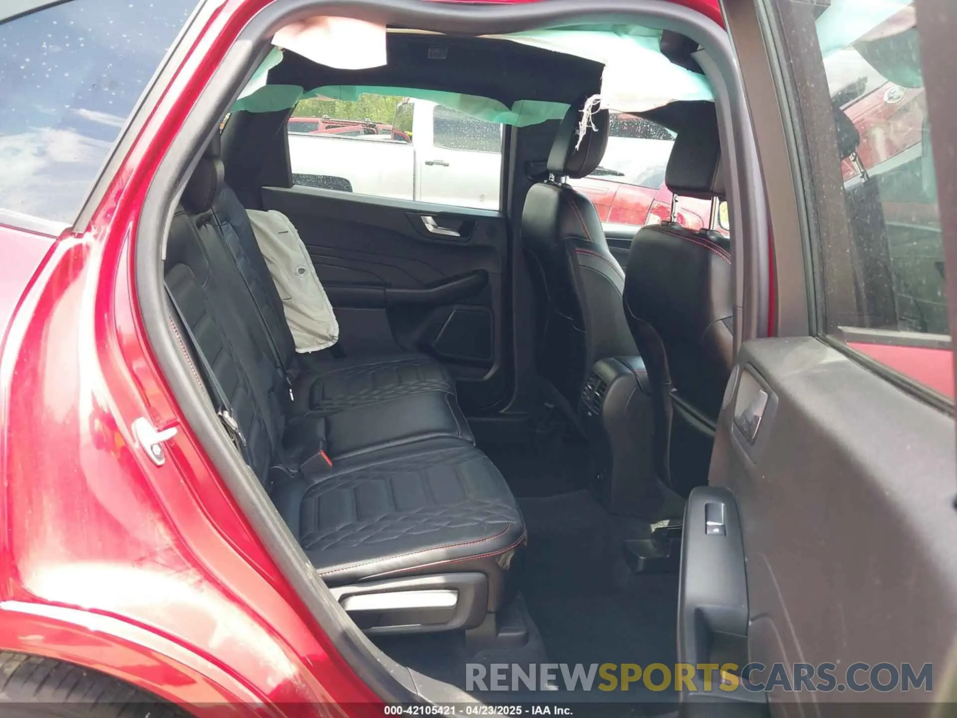8 Photograph of a damaged car 1FMCU9PA6PUA71867 FORD ESCAPE 2023