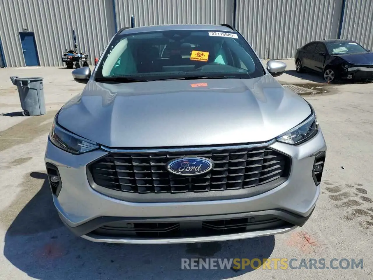 5 Photograph of a damaged car 1FMCU0E10RUB39128 FORD ESCAPE 2024