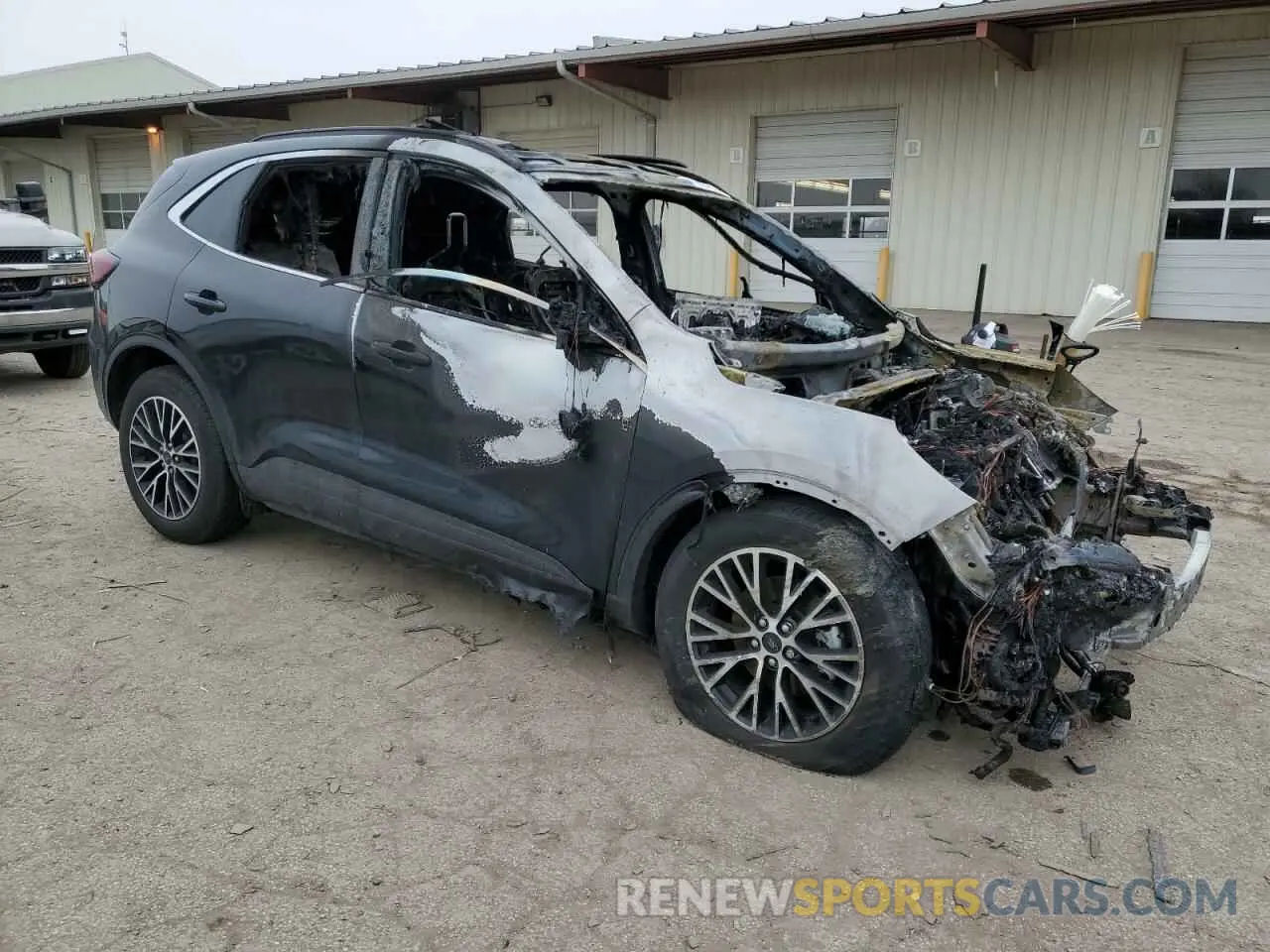 4 Photograph of a damaged car 1FMCU0E16RUA62541 FORD ESCAPE 2024