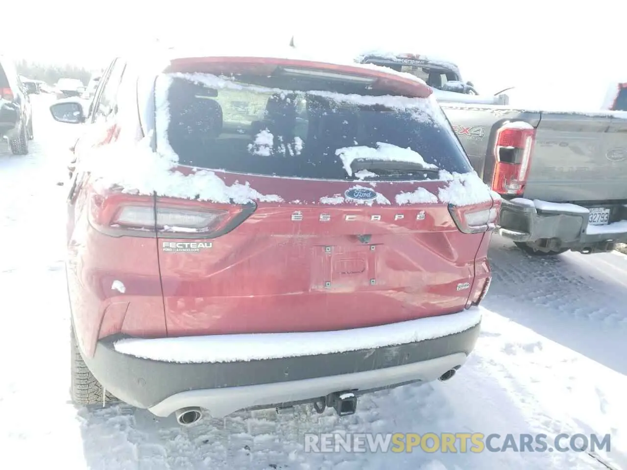 6 Photograph of a damaged car 1FMCU0E18RUA46468 FORD ESCAPE 2024