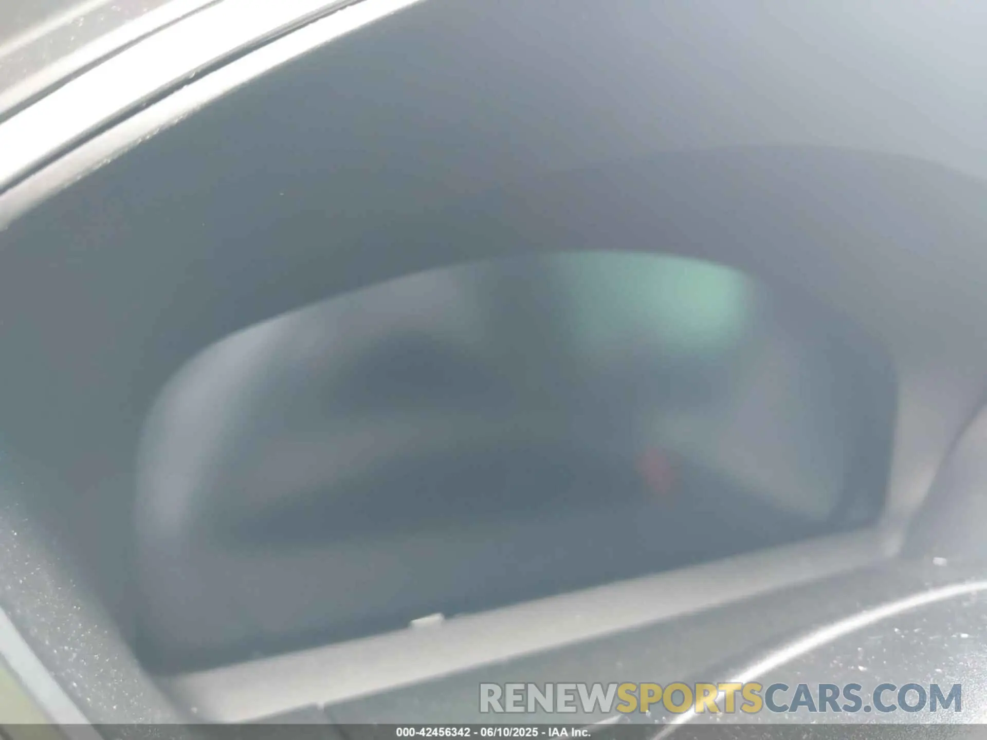 7 Photograph of a damaged car 1FMCU0GN0RUA50563 FORD ESCAPE 2024