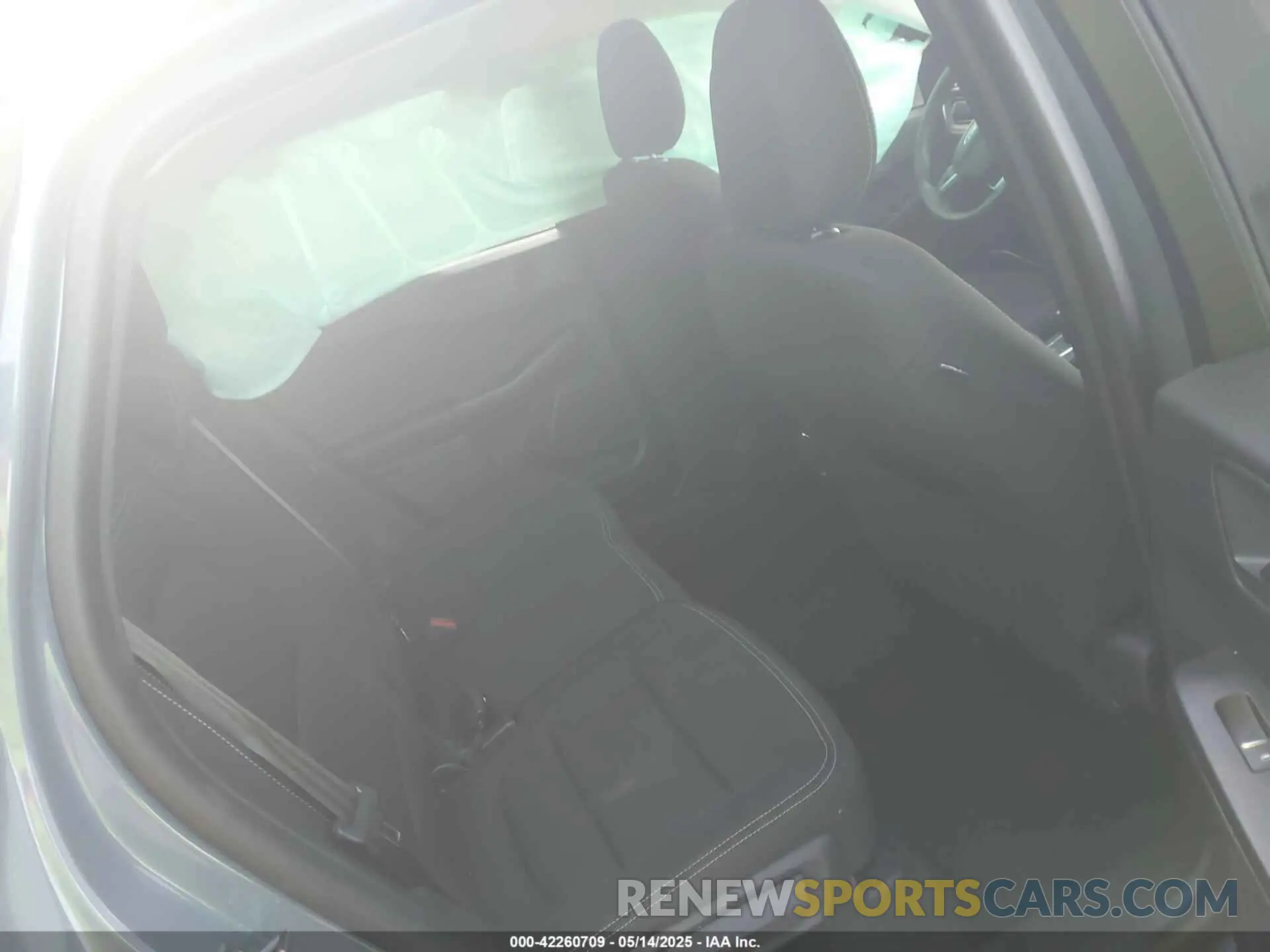 8 Photograph of a damaged car 1FMCU0GN1RUA38664 FORD ESCAPE 2024