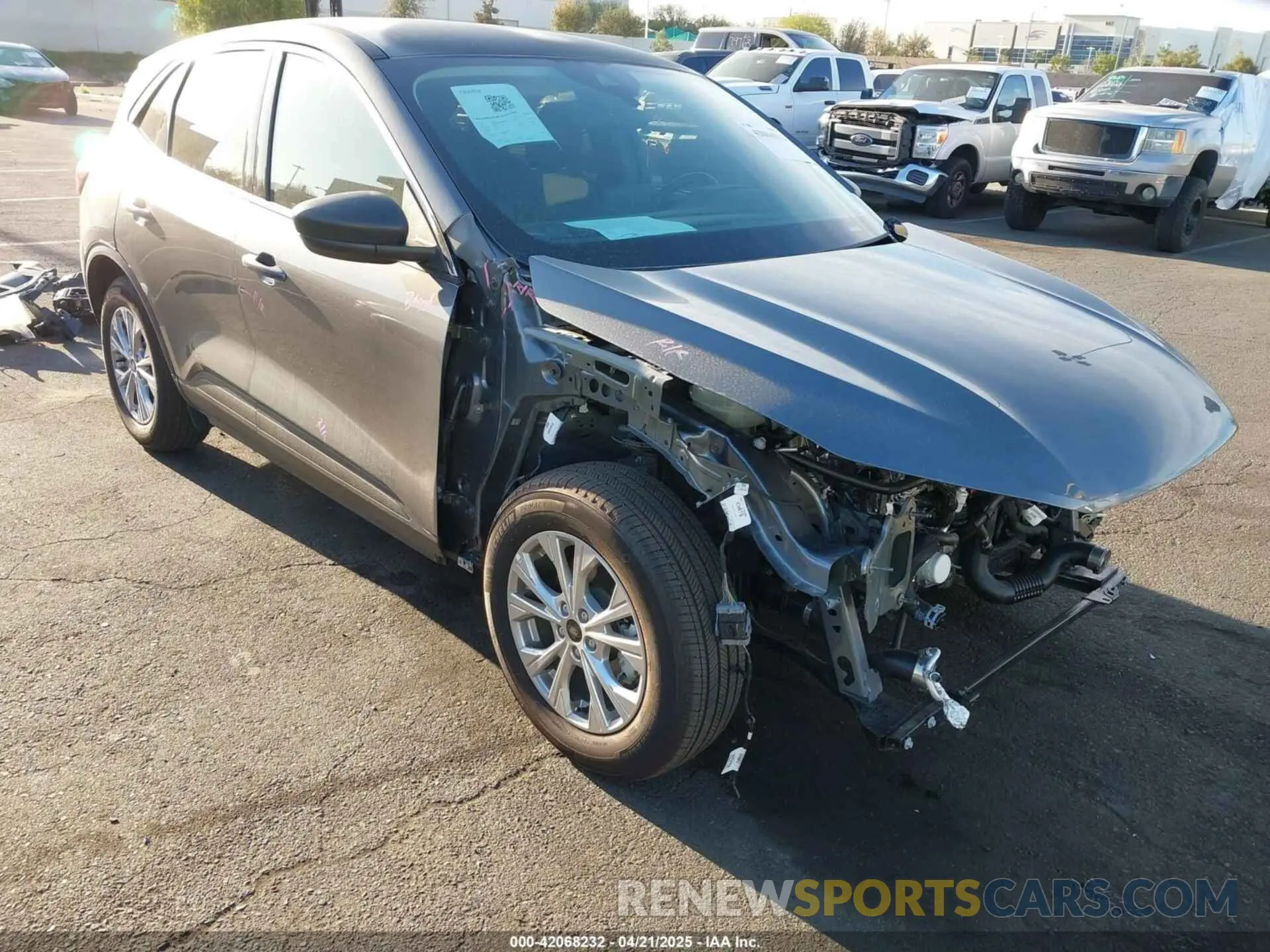 1 Photograph of a damaged car 1FMCU0GN1RUB03237 FORD ESCAPE 2024
