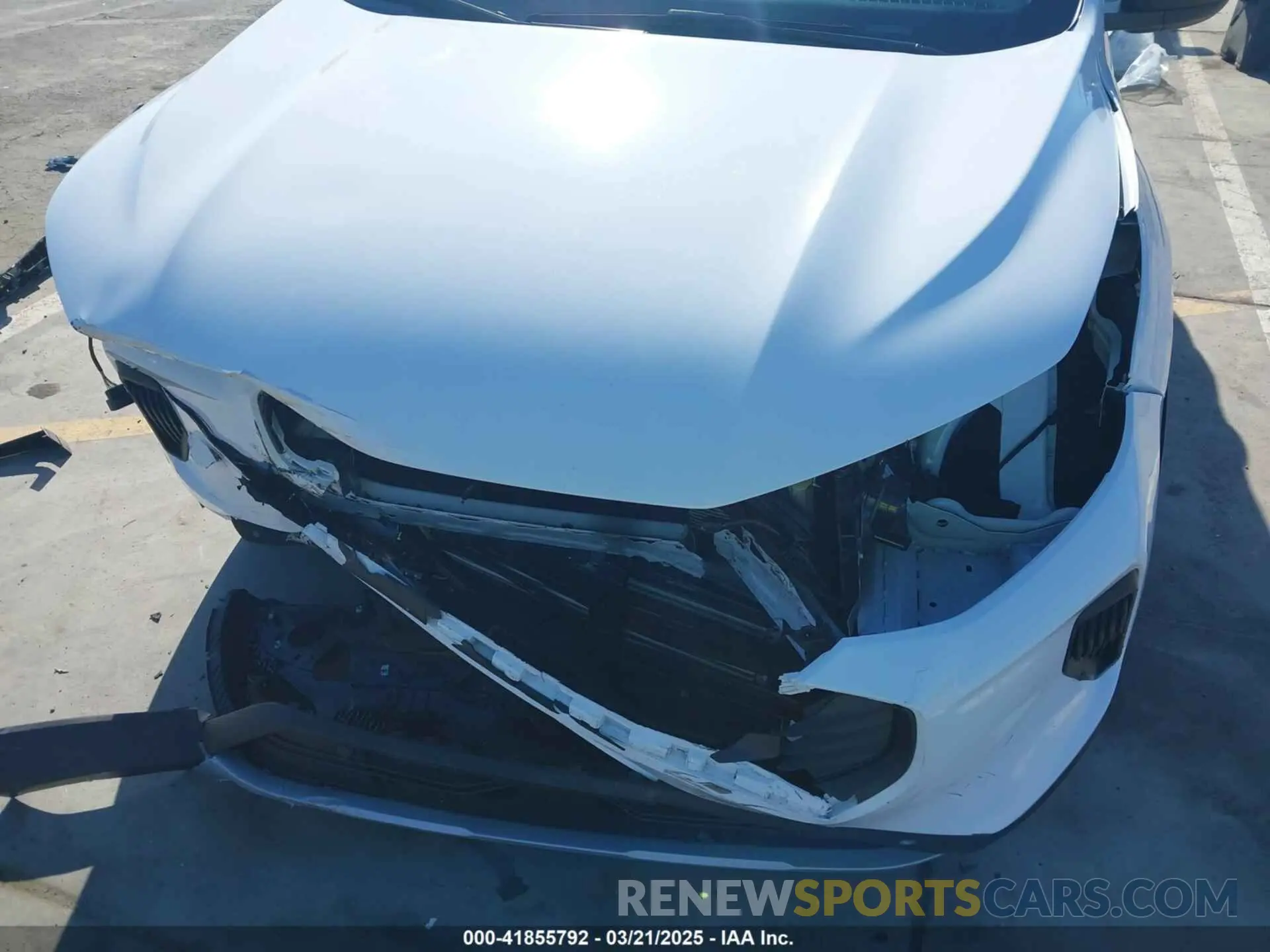 6 Photograph of a damaged car 1FMCU0GN2RUA99697 FORD ESCAPE 2024
