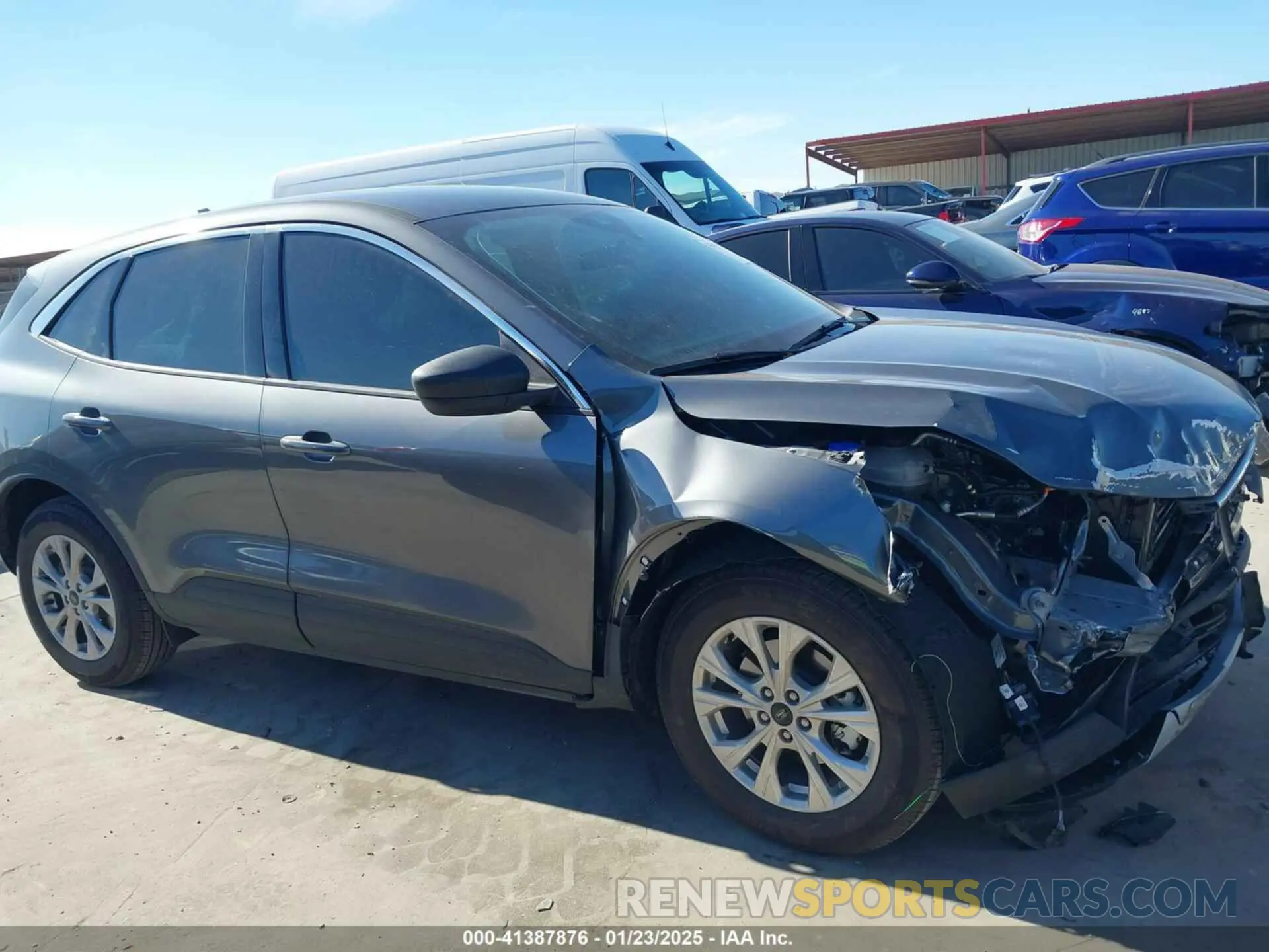14 Photograph of a damaged car 1FMCU0GN2RUB31208 FORD ESCAPE 2024