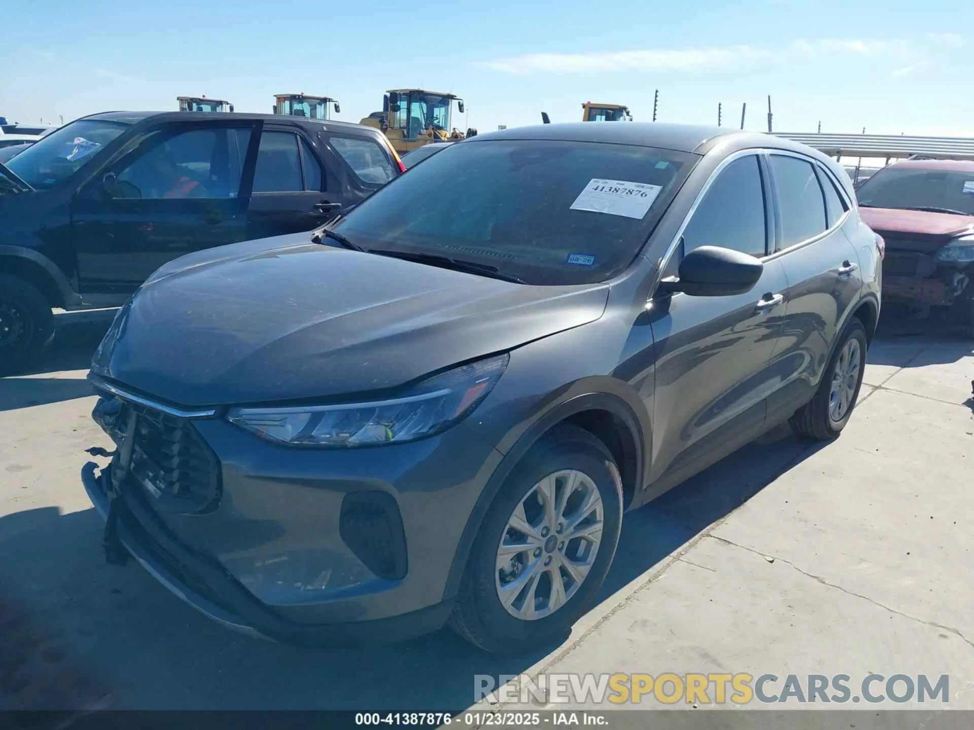 2 Photograph of a damaged car 1FMCU0GN2RUB31208 FORD ESCAPE 2024