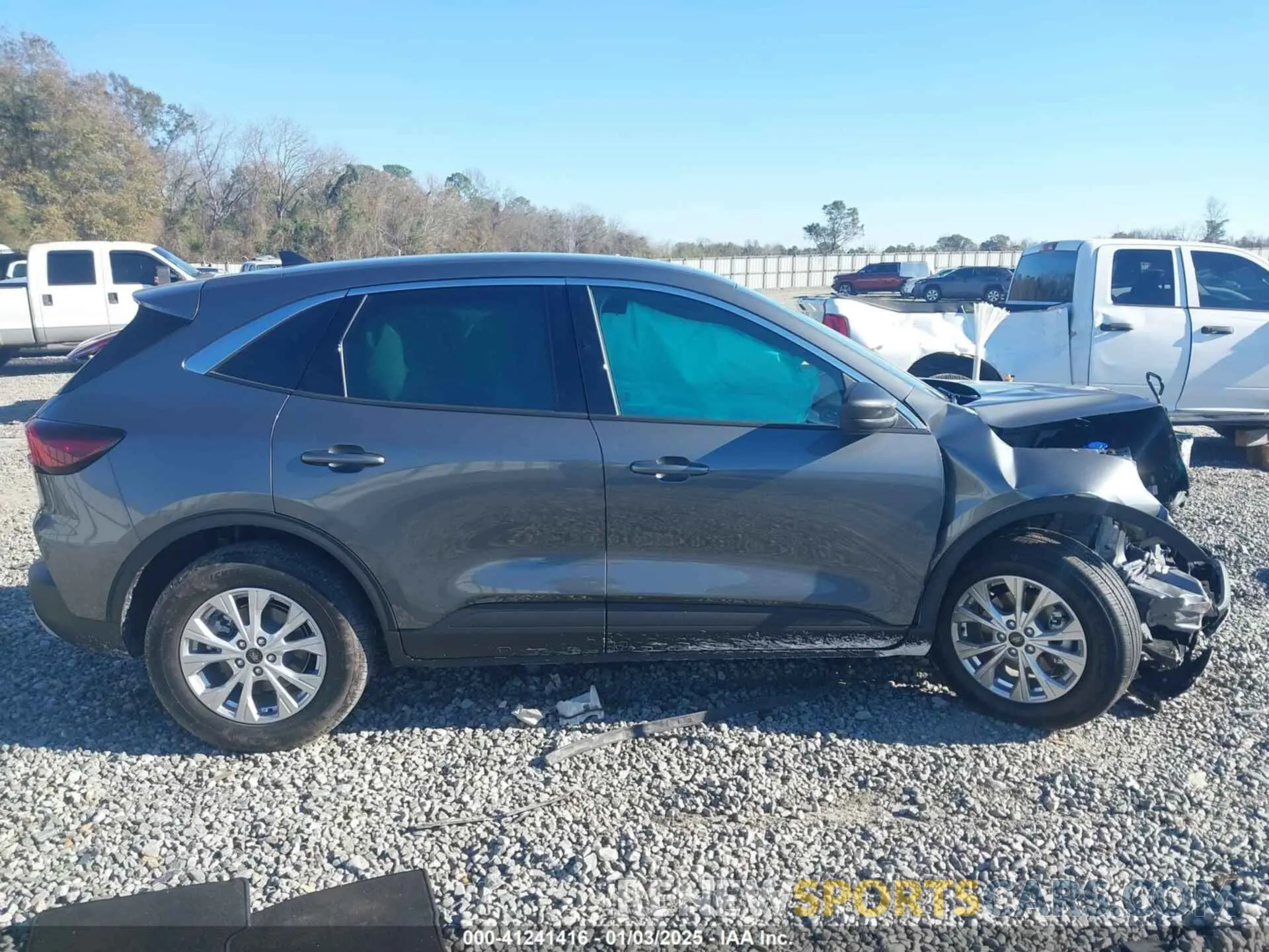 13 Photograph of a damaged car 1FMCU0GN3RUB52147 FORD ESCAPE 2024