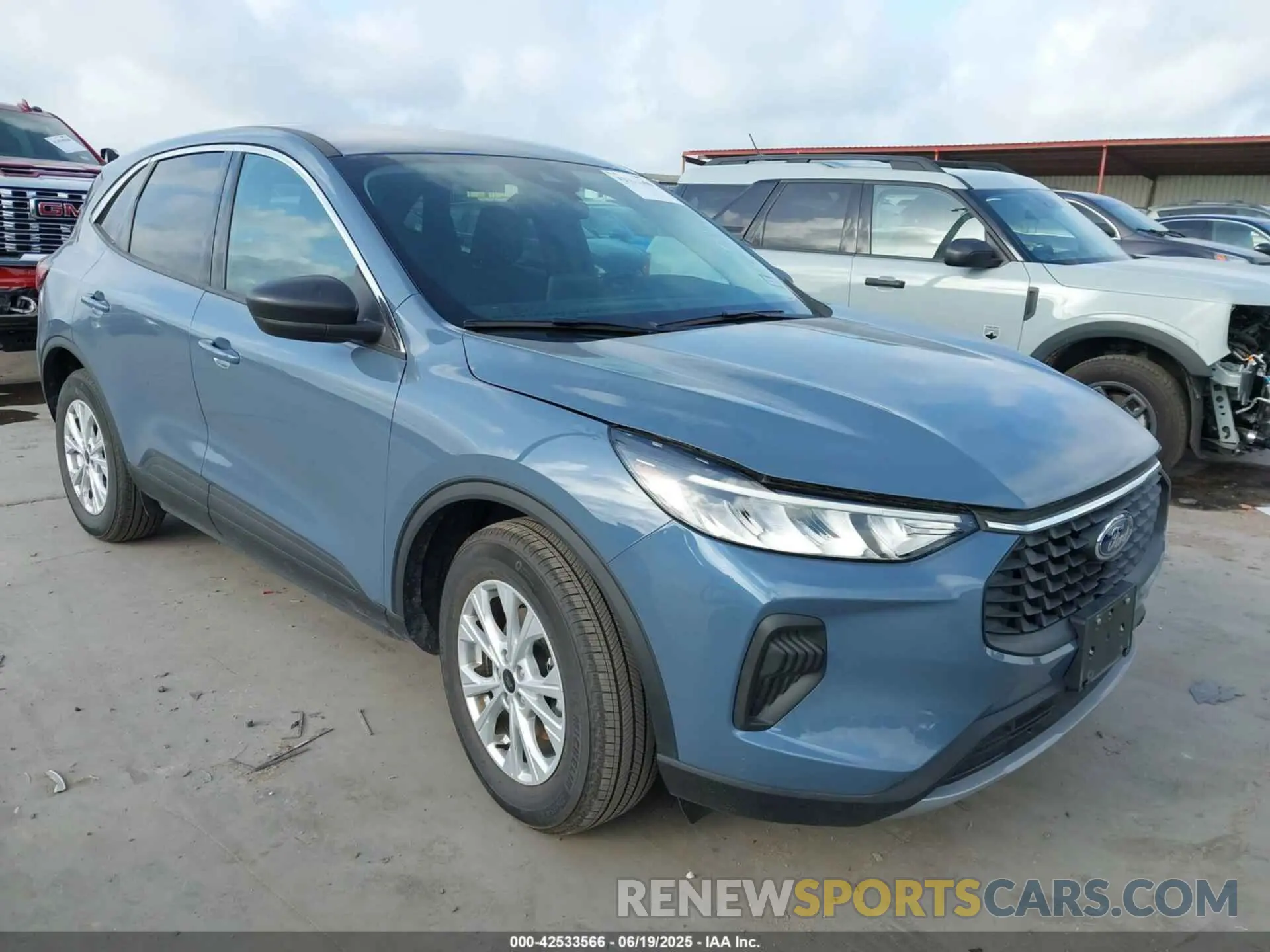 1 Photograph of a damaged car 1FMCU0GN4RUA92668 FORD ESCAPE 2024