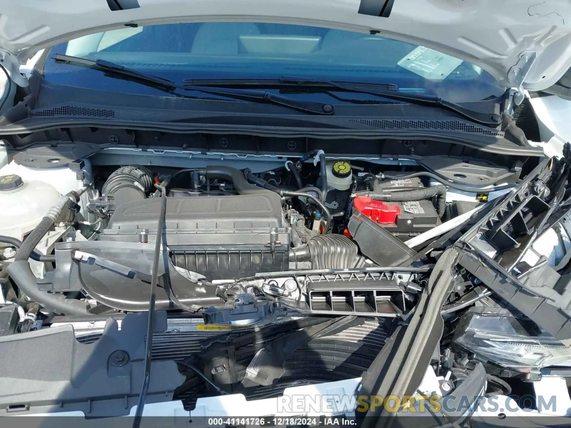 10 Photograph of a damaged car 1FMCU0GN5RUA20698 FORD ESCAPE 2024