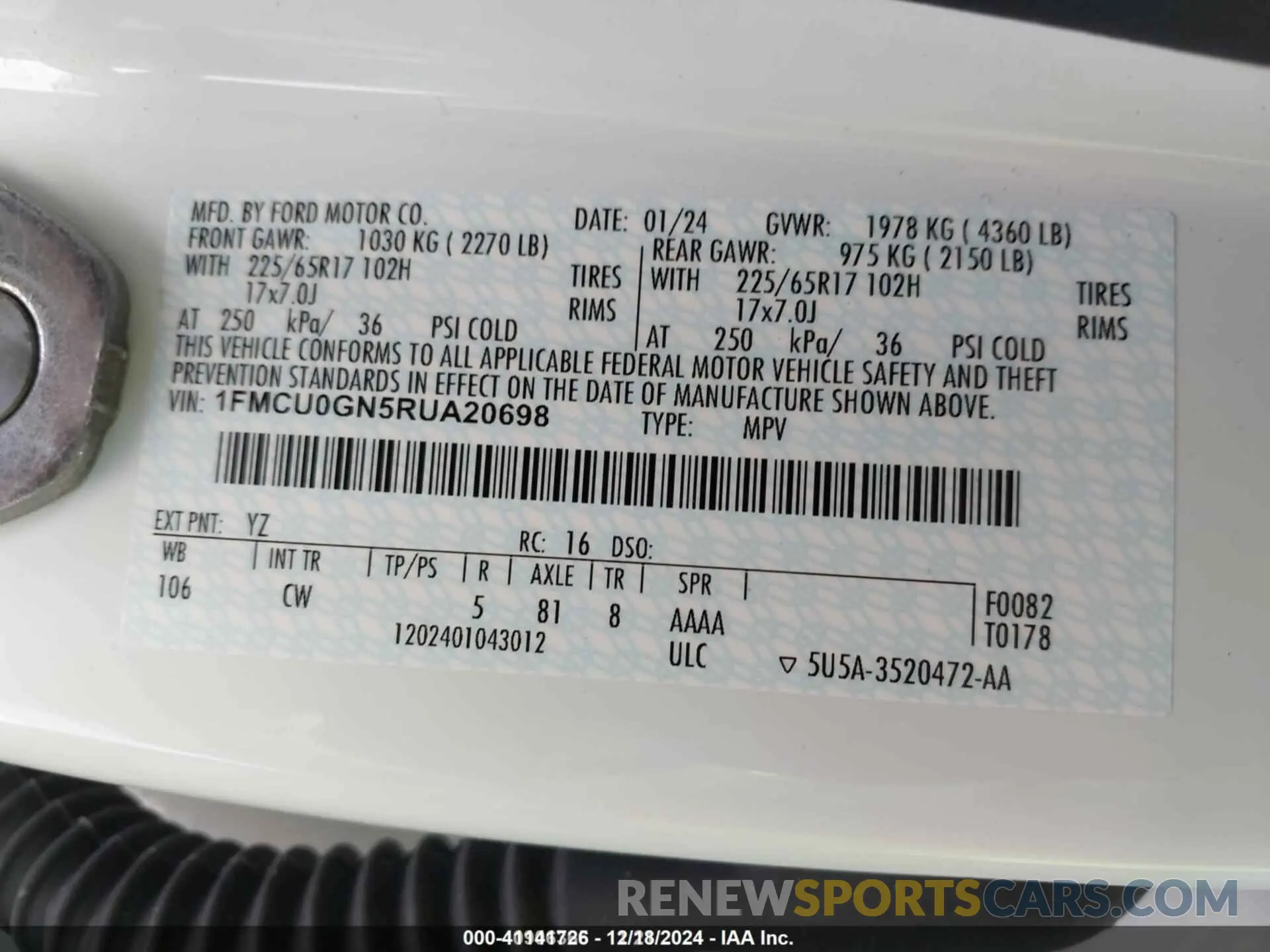 9 Photograph of a damaged car 1FMCU0GN5RUA20698 FORD ESCAPE 2024