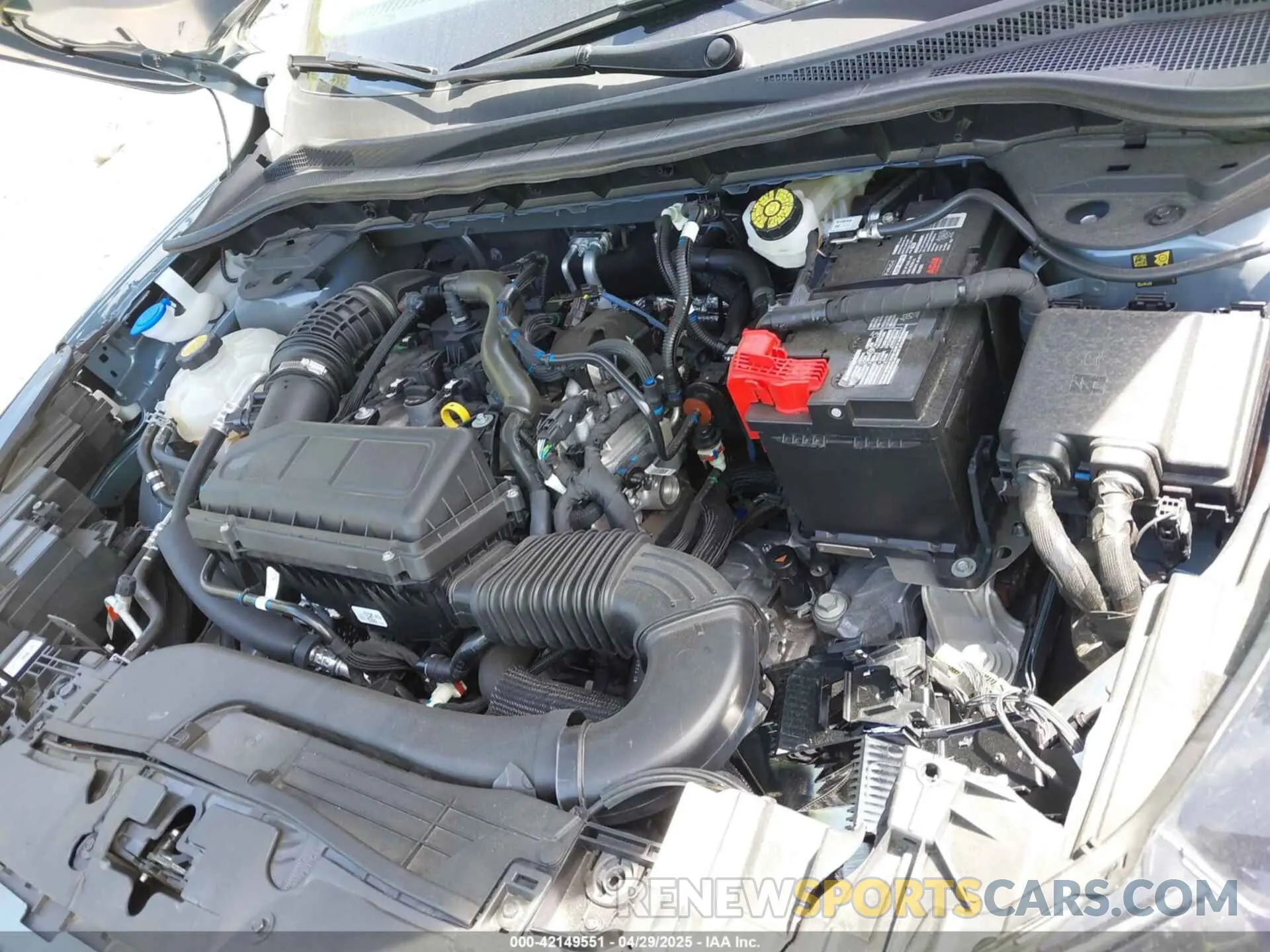 10 Photograph of a damaged car 1FMCU0GN5RUA60148 FORD ESCAPE 2024