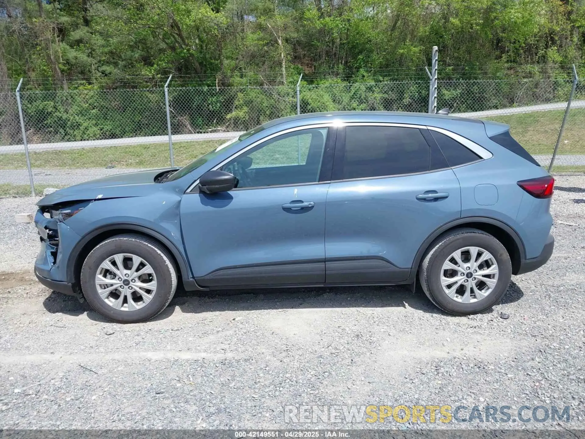 14 Photograph of a damaged car 1FMCU0GN5RUA60148 FORD ESCAPE 2024