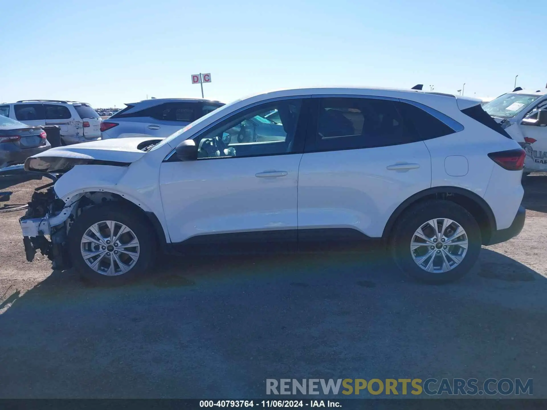 15 Photograph of a damaged car 1FMCU0GN5RUA64166 FORD ESCAPE 2024