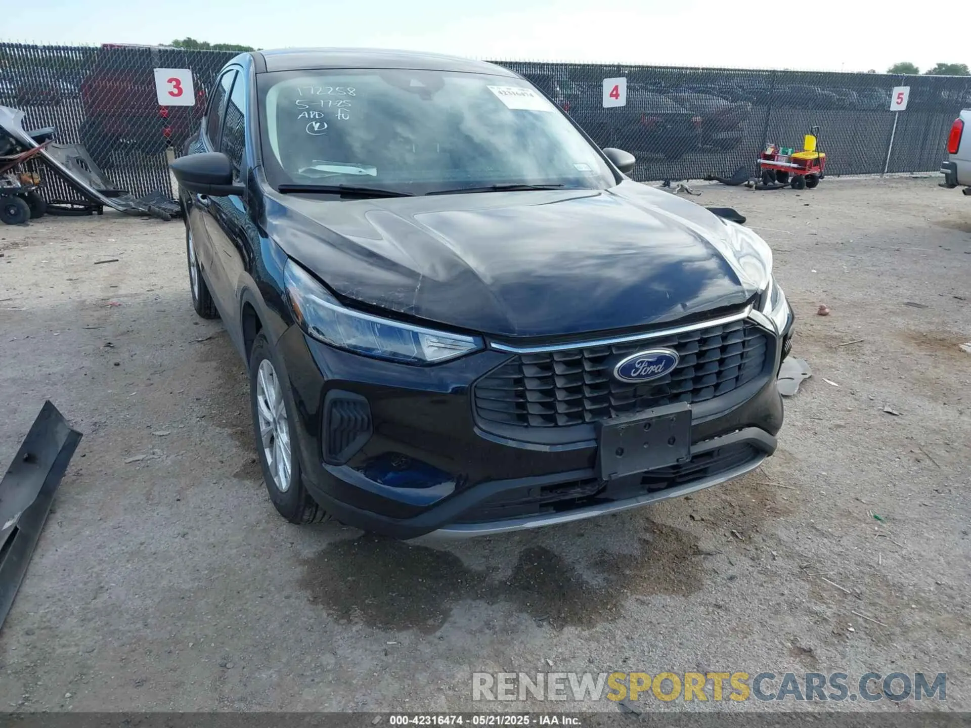 1 Photograph of a damaged car 1FMCU0GN5RUA91948 FORD ESCAPE 2024