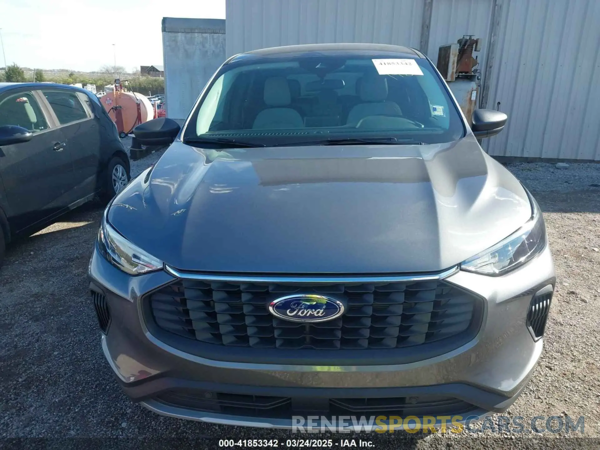 6 Photograph of a damaged car 1FMCU0GN5RUB06271 FORD ESCAPE 2024