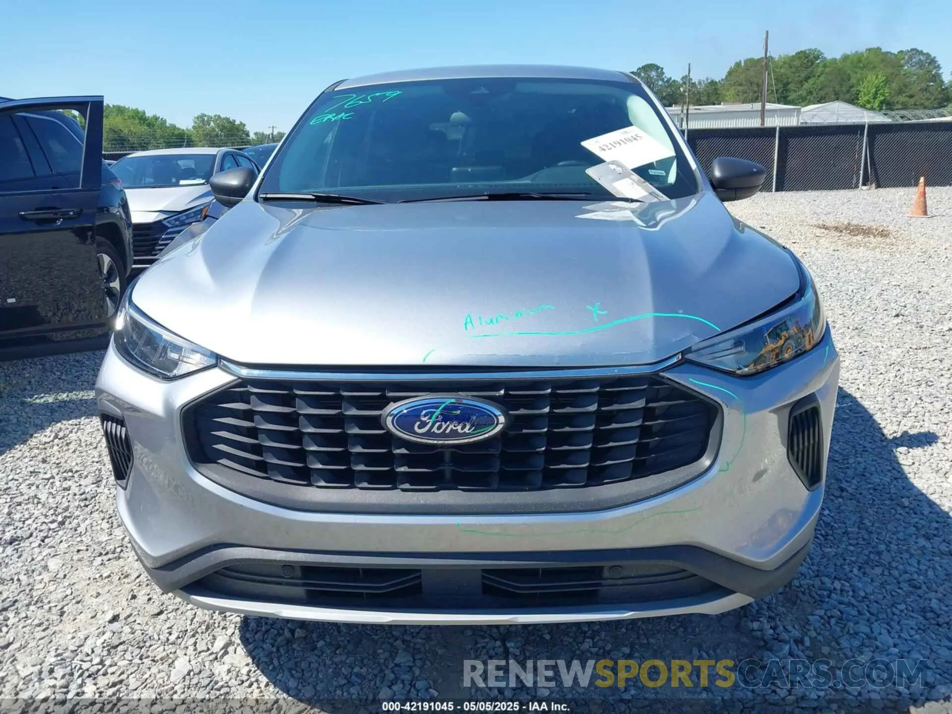 12 Photograph of a damaged car 1FMCU0GN6RUA94860 FORD ESCAPE 2024