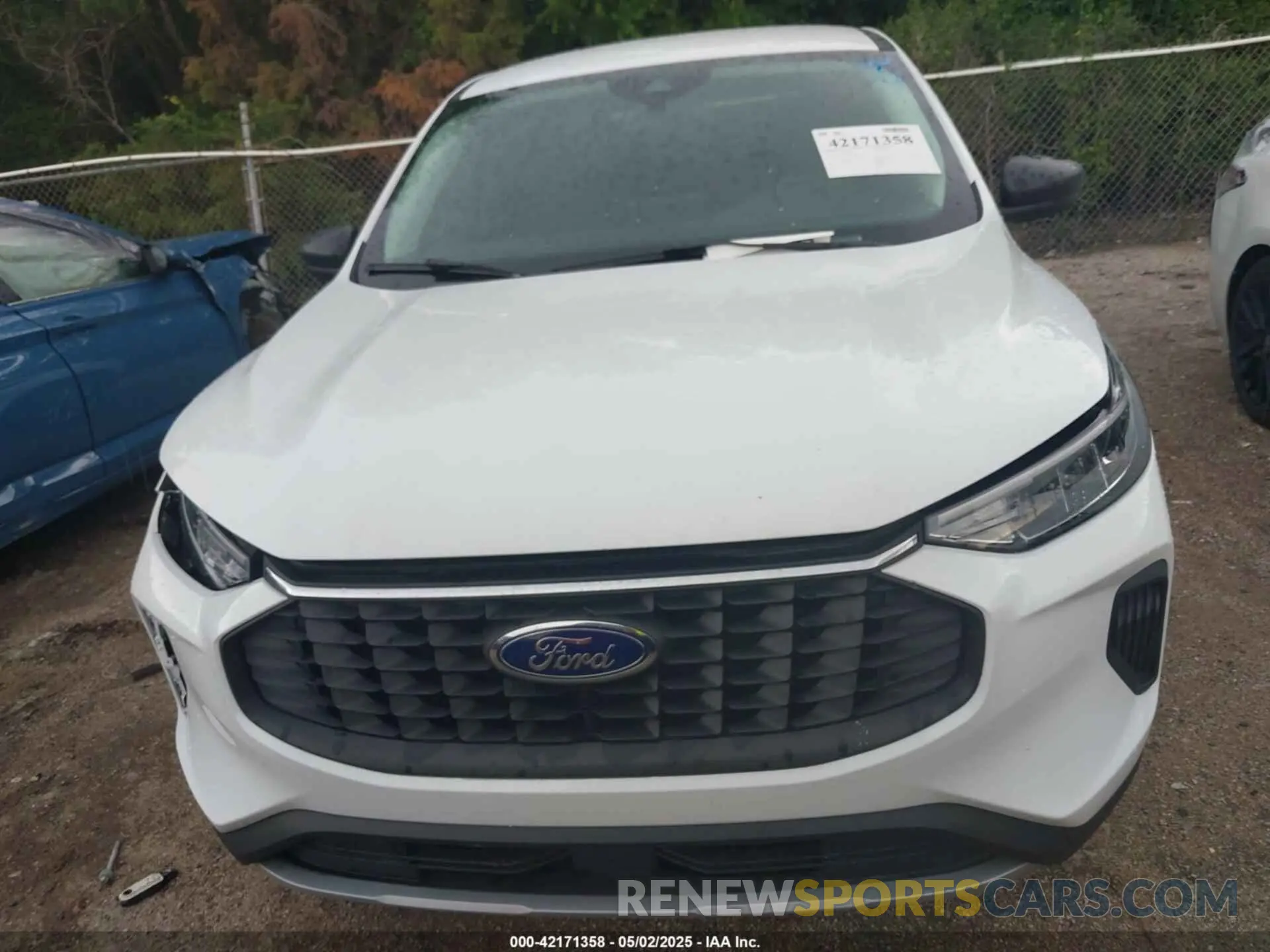 12 Photograph of a damaged car 1FMCU0GN7RUB02402 FORD ESCAPE 2024
