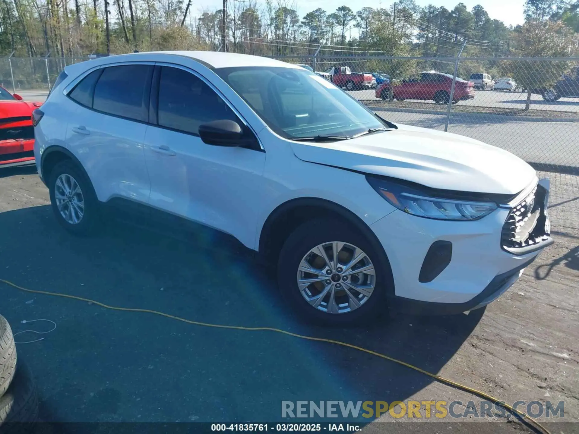1 Photograph of a damaged car 1FMCU0GN8RUA68227 FORD ESCAPE 2024