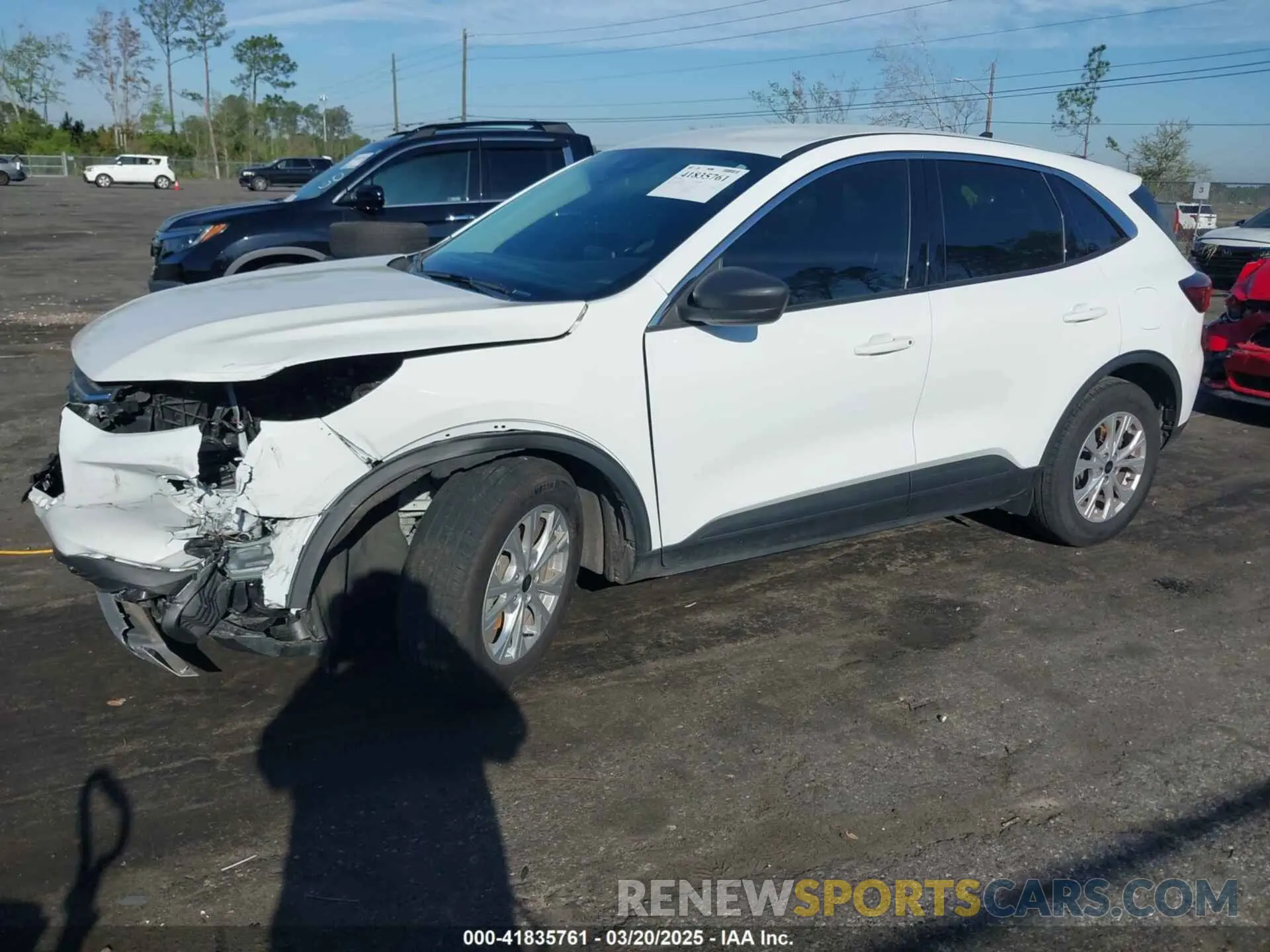 2 Photograph of a damaged car 1FMCU0GN8RUA68227 FORD ESCAPE 2024