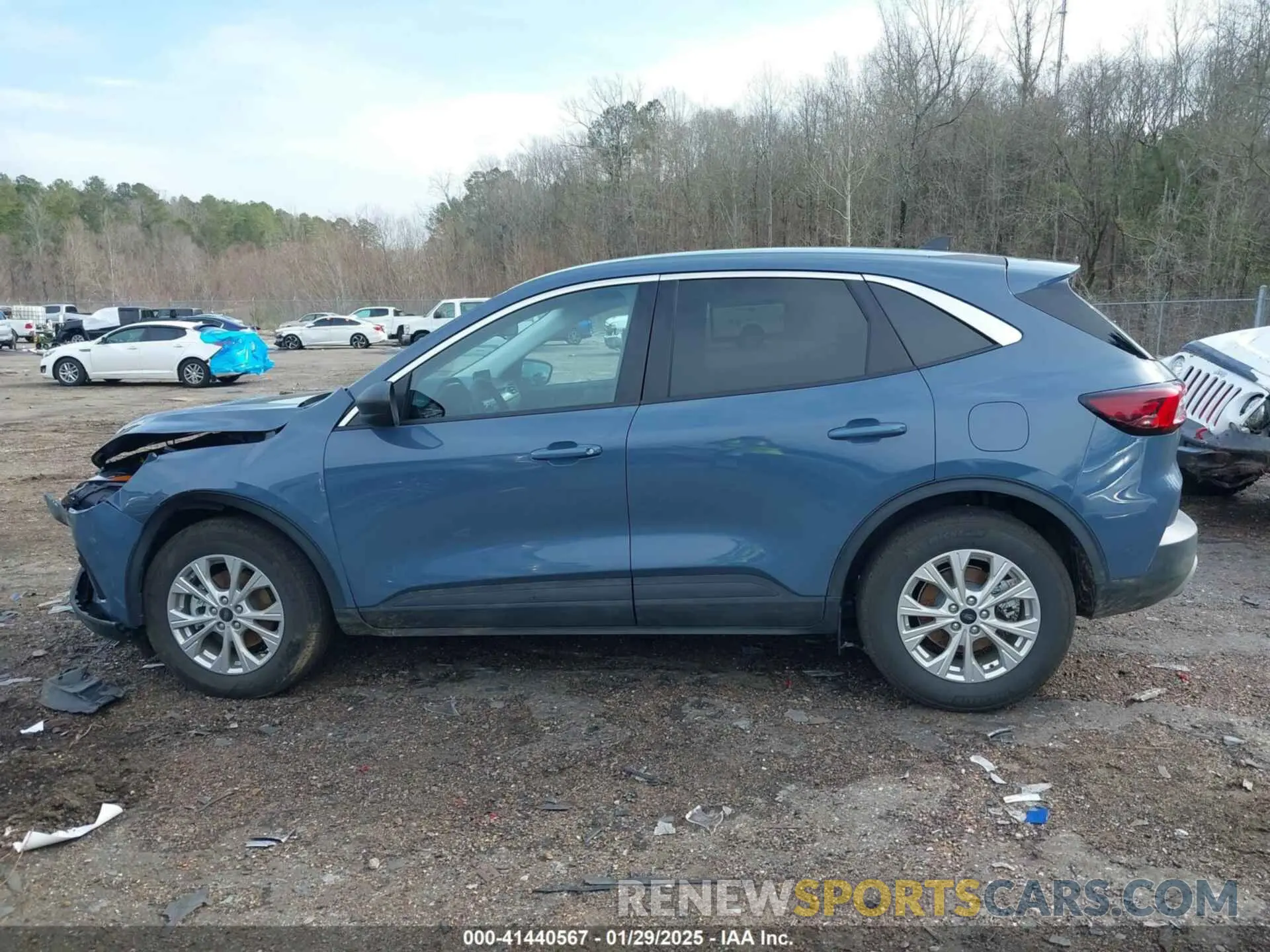 14 Photograph of a damaged car 1FMCU0GN8RUB30676 FORD ESCAPE 2024