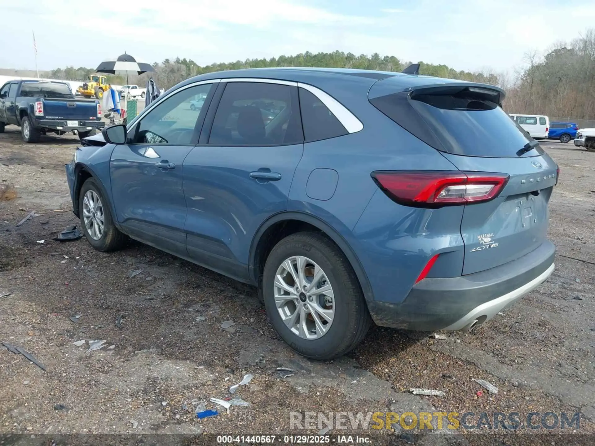 3 Photograph of a damaged car 1FMCU0GN8RUB30676 FORD ESCAPE 2024