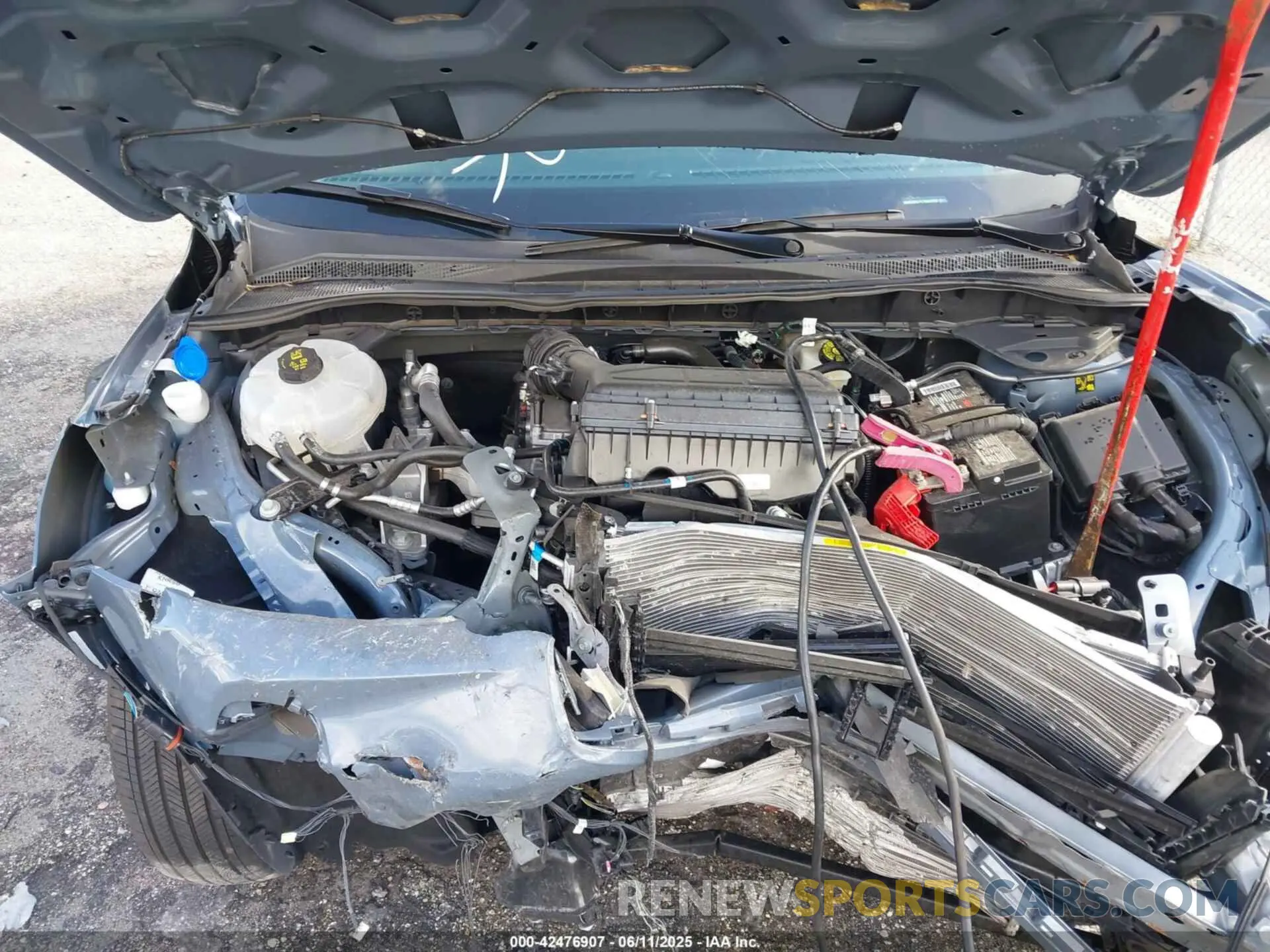 10 Photograph of a damaged car 1FMCU0GN8RUB31567 FORD ESCAPE 2024