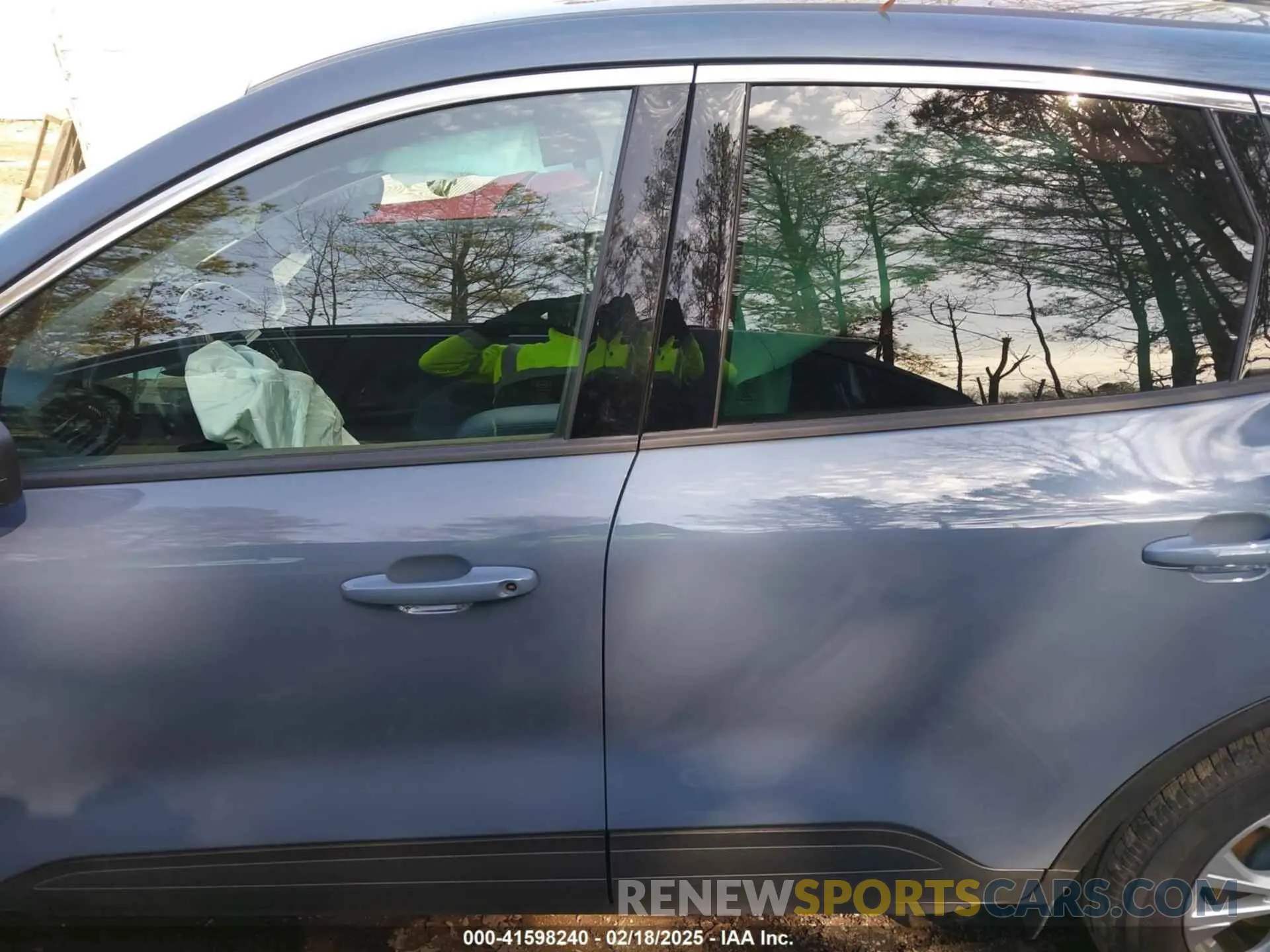 14 Photograph of a damaged car 1FMCU0GNXRUB34776 FORD ESCAPE 2024