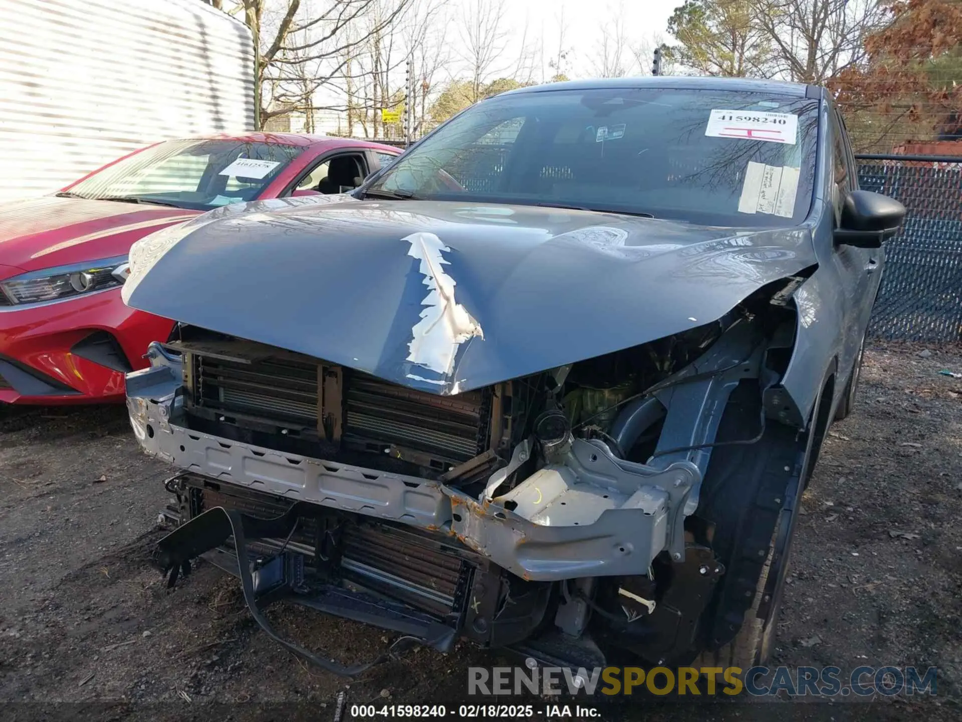 6 Photograph of a damaged car 1FMCU0GNXRUB34776 FORD ESCAPE 2024