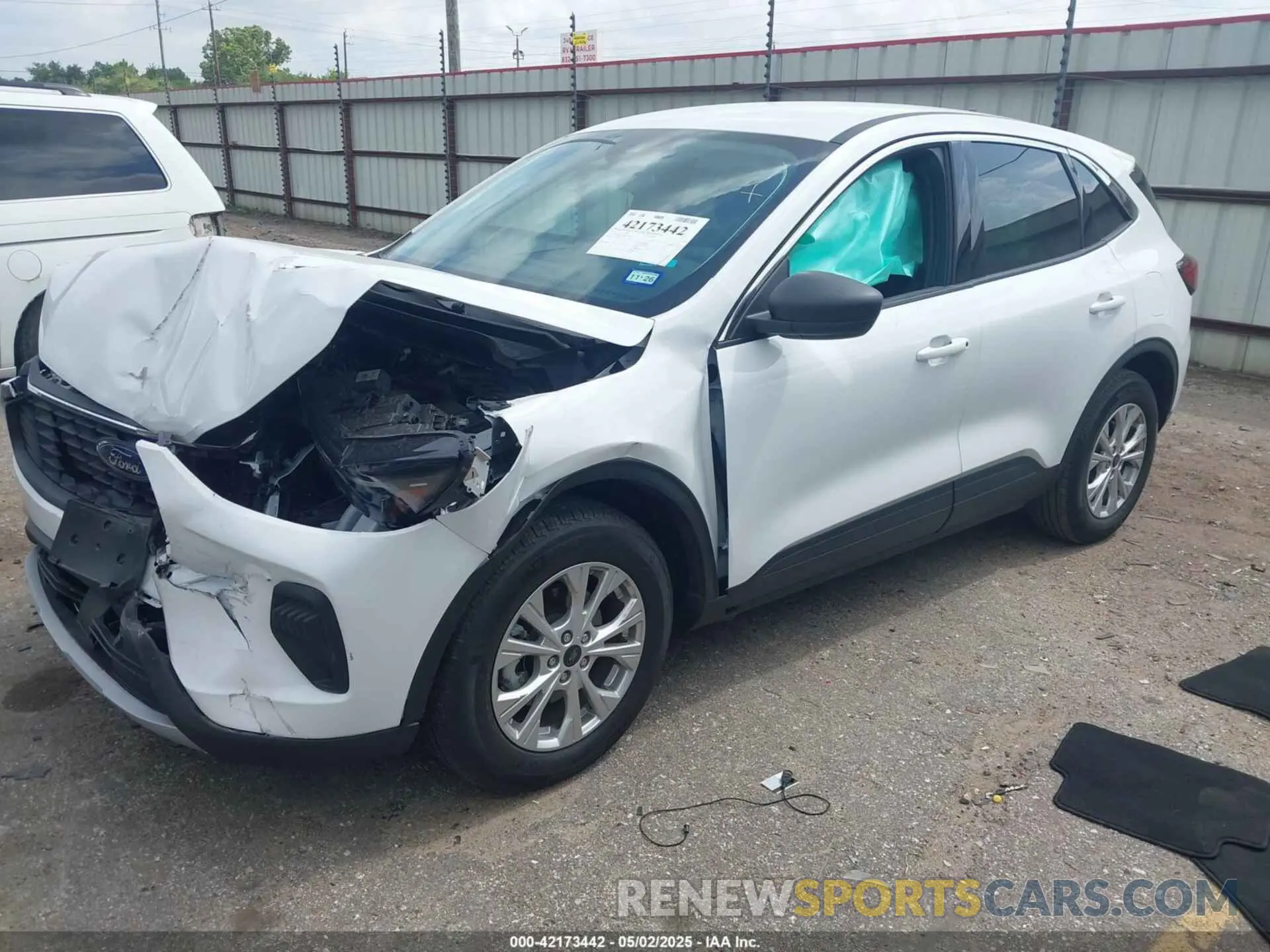 2 Photograph of a damaged car 1FMCU0GNXRUB55708 FORD ESCAPE 2024