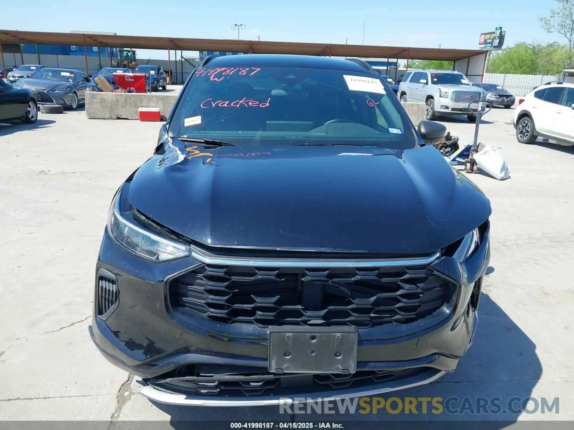 13 Photograph of a damaged car 1FMCU0MN0RUA16224 FORD ESCAPE 2024