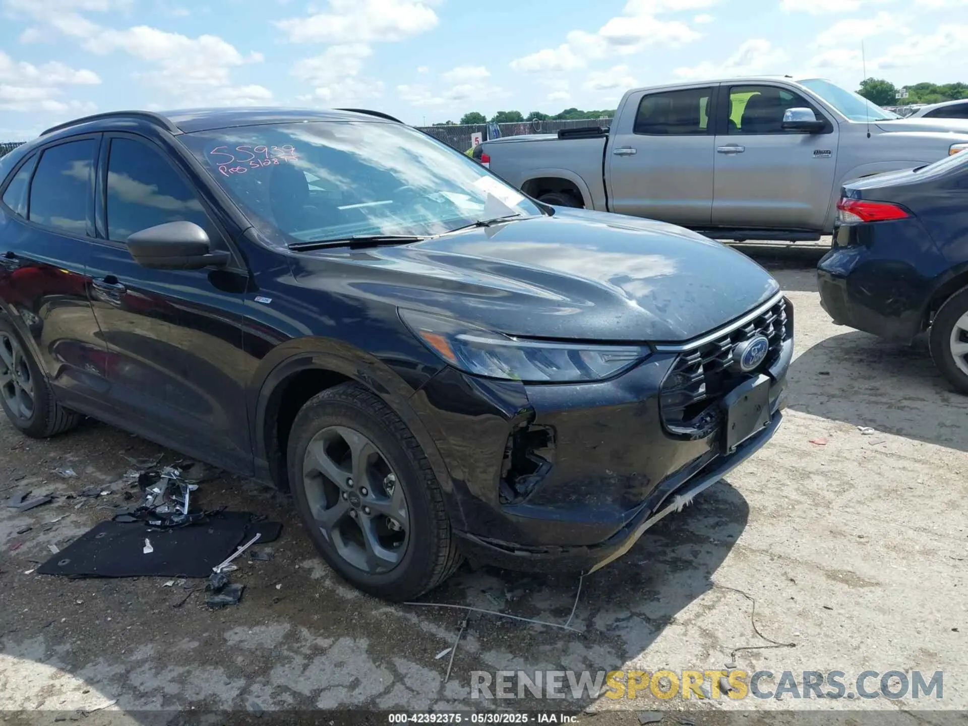 1 Photograph of a damaged car 1FMCU0MN0RUA38529 FORD ESCAPE 2024