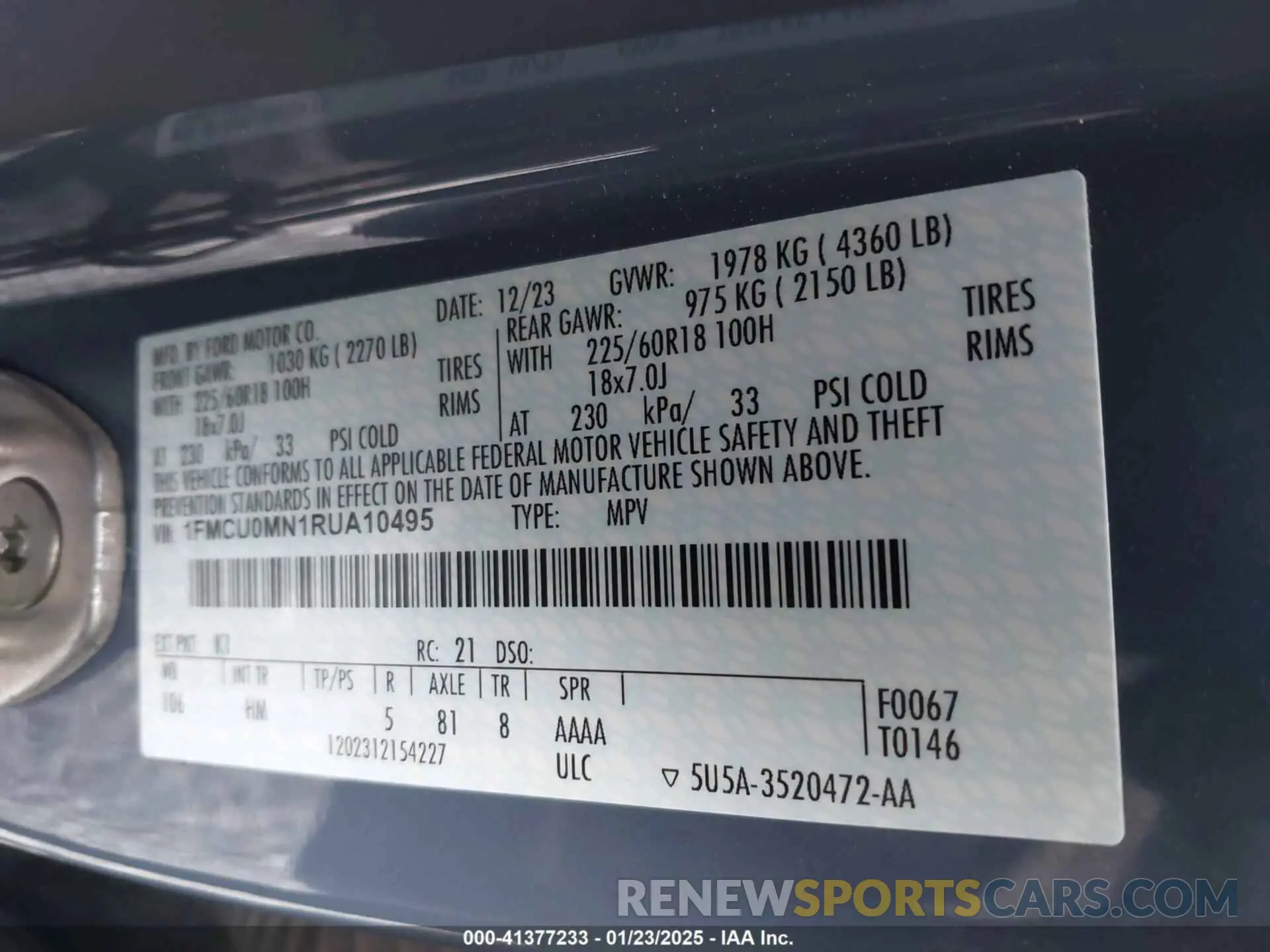 9 Photograph of a damaged car 1FMCU0MN1RUA10495 FORD ESCAPE 2024