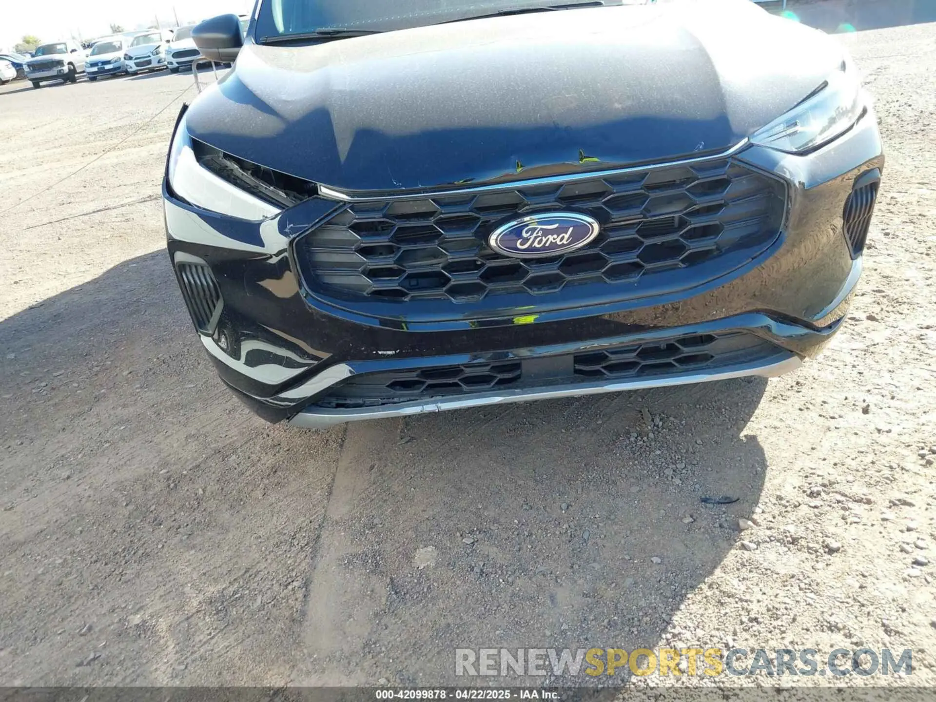 6 Photograph of a damaged car 1FMCU0MN1RUA12893 FORD ESCAPE 2024