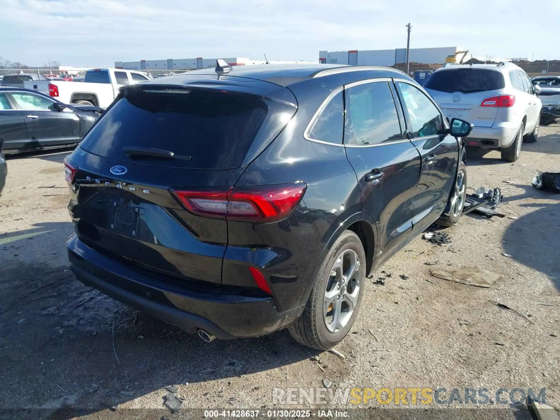 4 Photograph of a damaged car 1FMCU0MN1RUB59733 FORD ESCAPE 2024