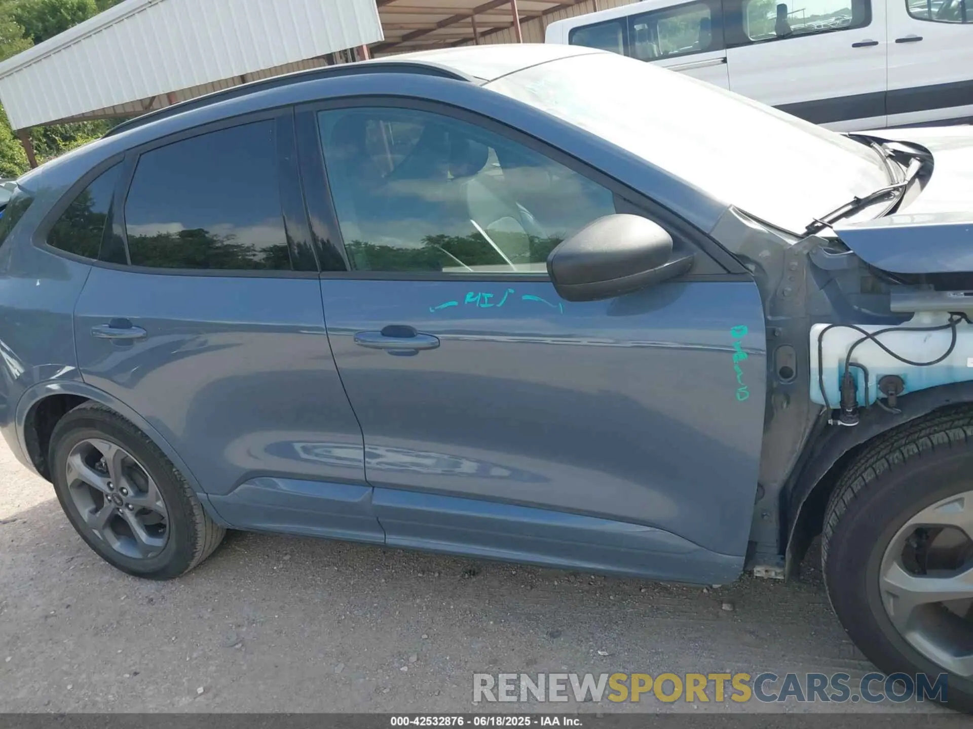 13 Photograph of a damaged car 1FMCU0MN2RUA12045 FORD ESCAPE 2024