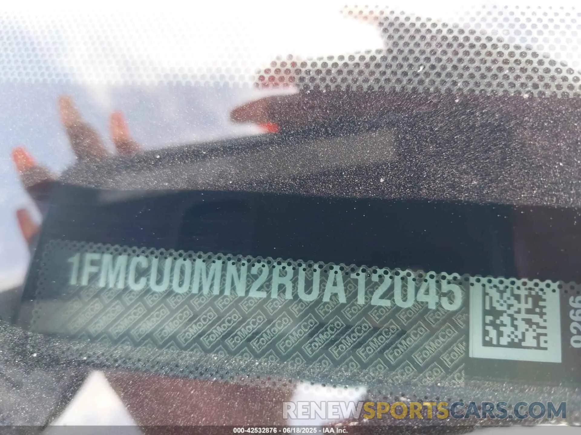 9 Photograph of a damaged car 1FMCU0MN2RUA12045 FORD ESCAPE 2024