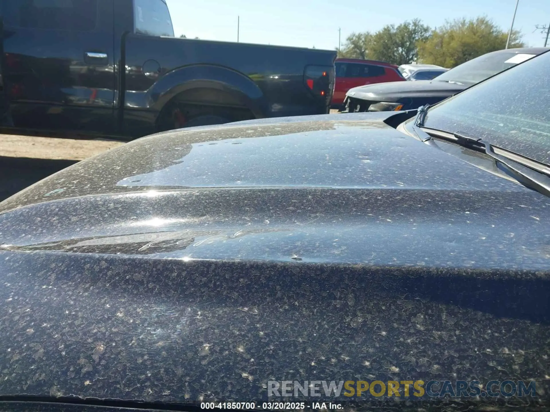 18 Photograph of a damaged car 1FMCU0MN2RUA12837 FORD ESCAPE 2024