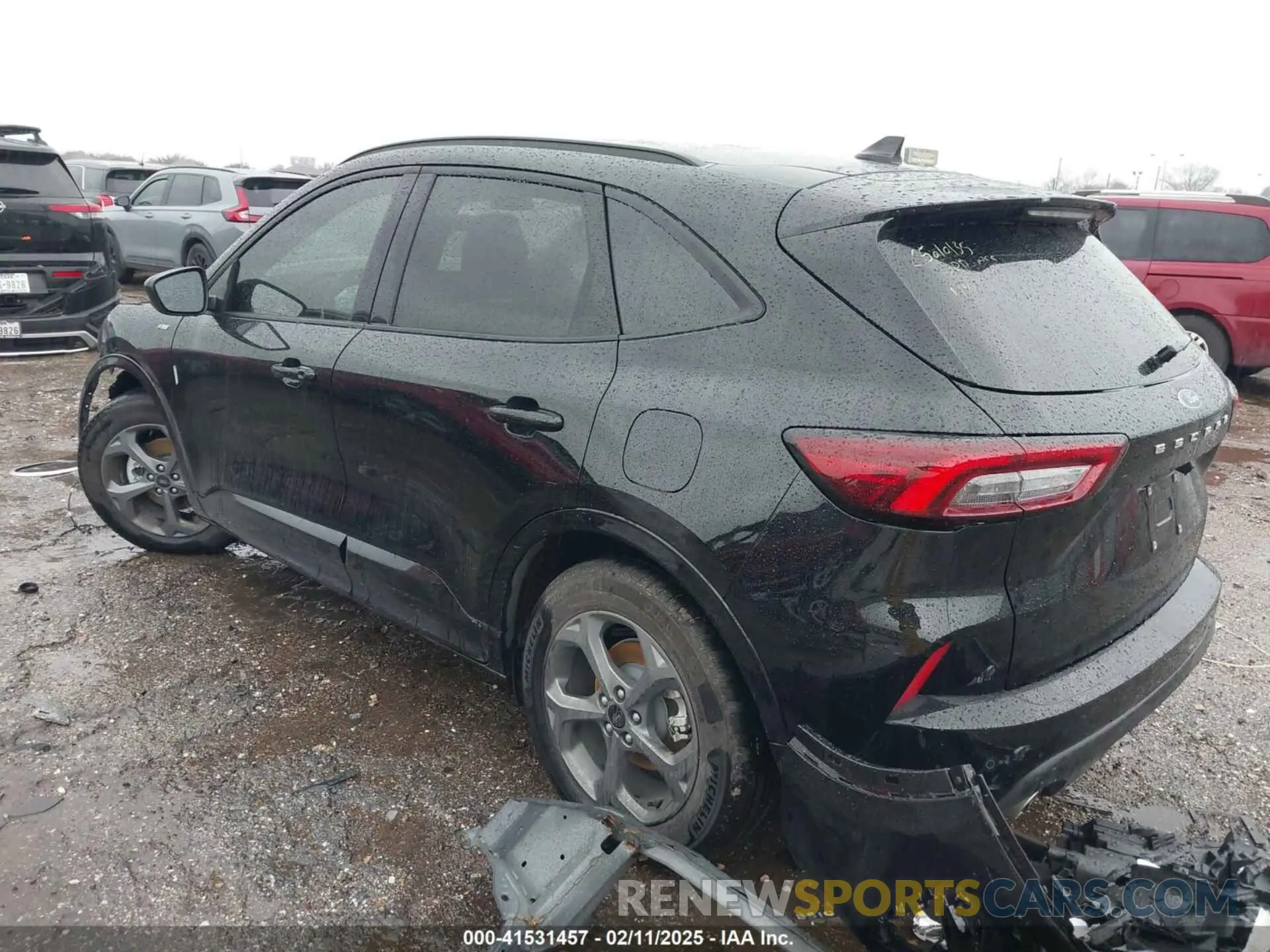 3 Photograph of a damaged car 1FMCU0MN2RUB58851 FORD ESCAPE 2024