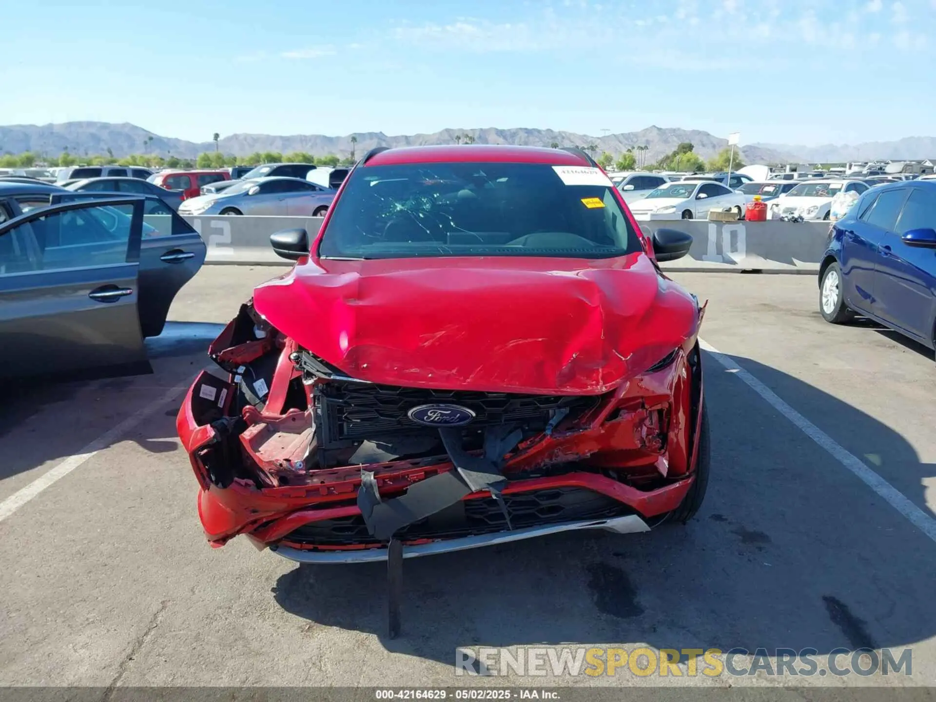 12 Photograph of a damaged car 1FMCU0MN4RUB44952 FORD ESCAPE 2024