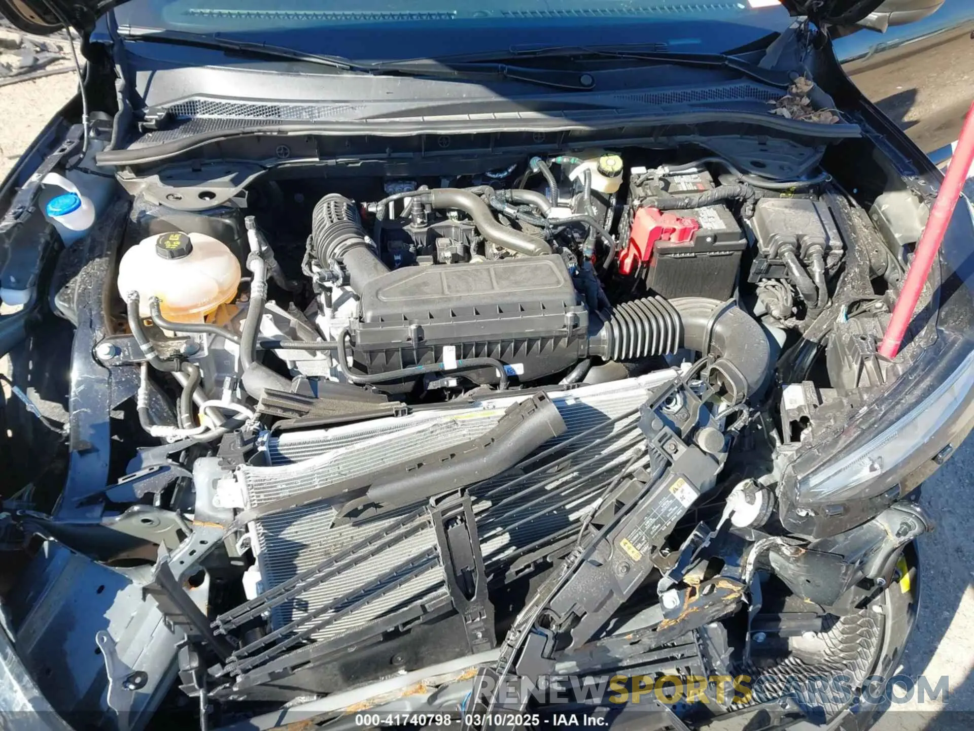 10 Photograph of a damaged car 1FMCU0MN6RUB24945 FORD ESCAPE 2024
