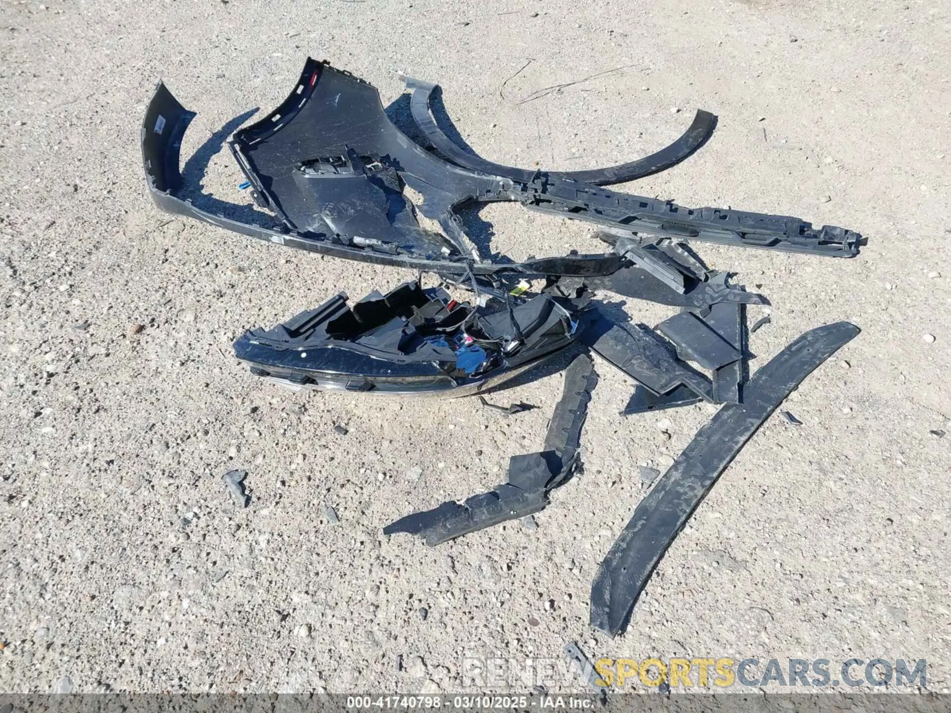 12 Photograph of a damaged car 1FMCU0MN6RUB24945 FORD ESCAPE 2024